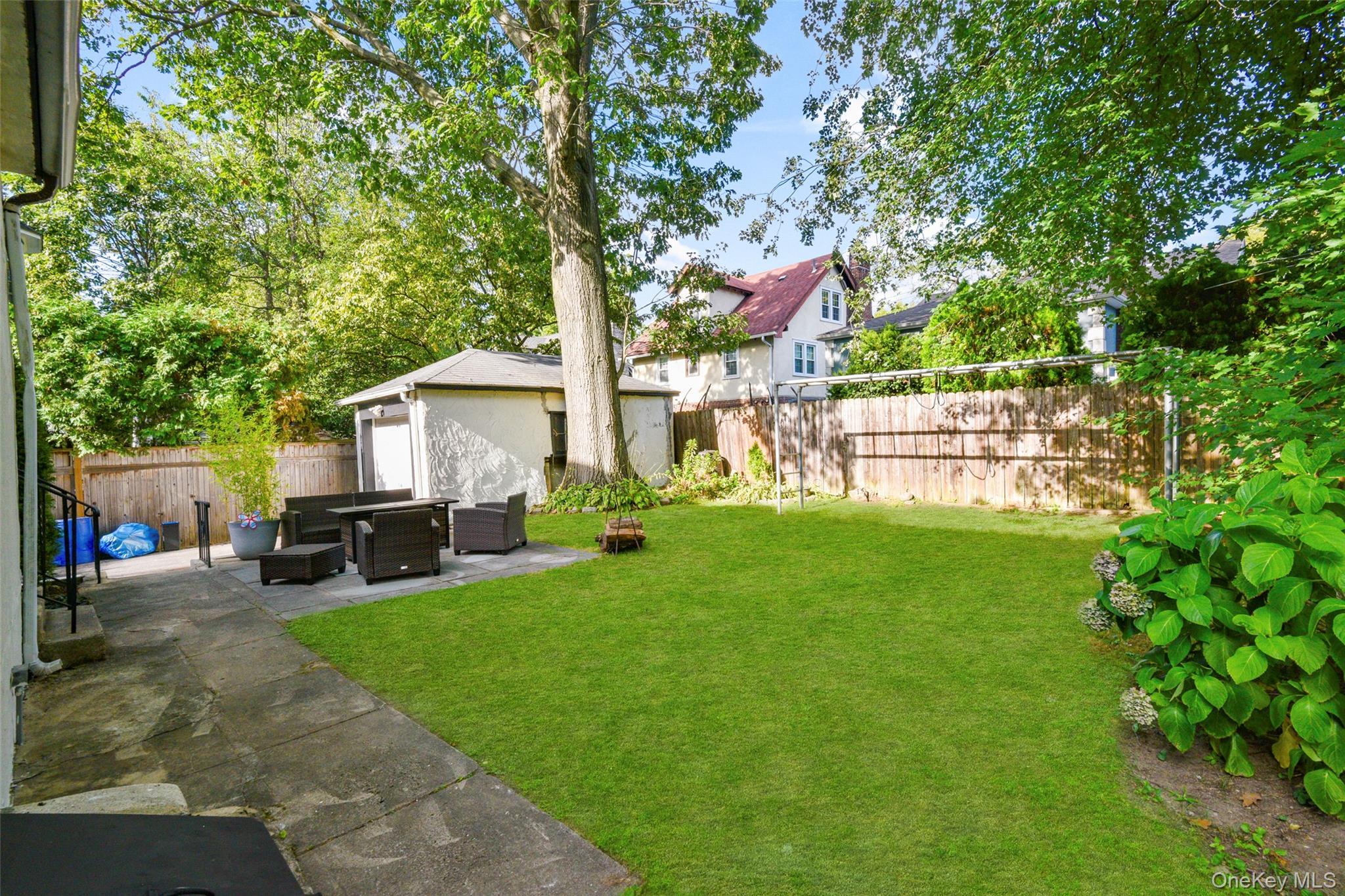 Single Family Siwanoy Westchester County, NY 10803, MLS-907305-20