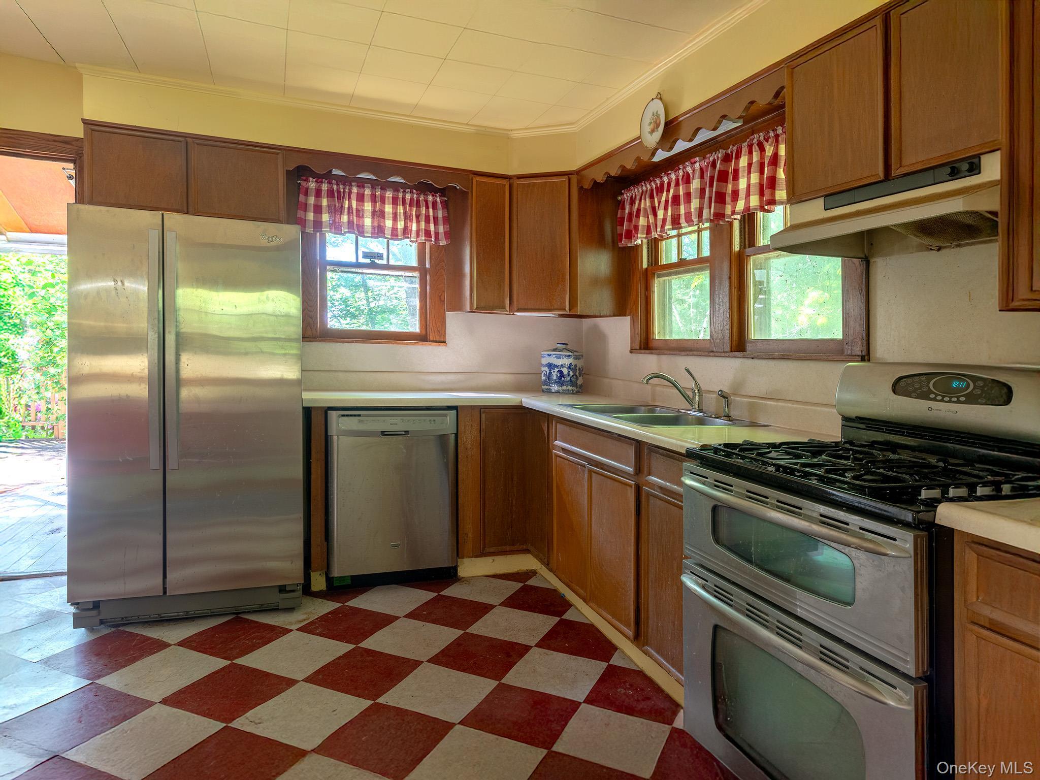 Single Family Lakeview Sullivan County, NY 12743, MLS-907331-10