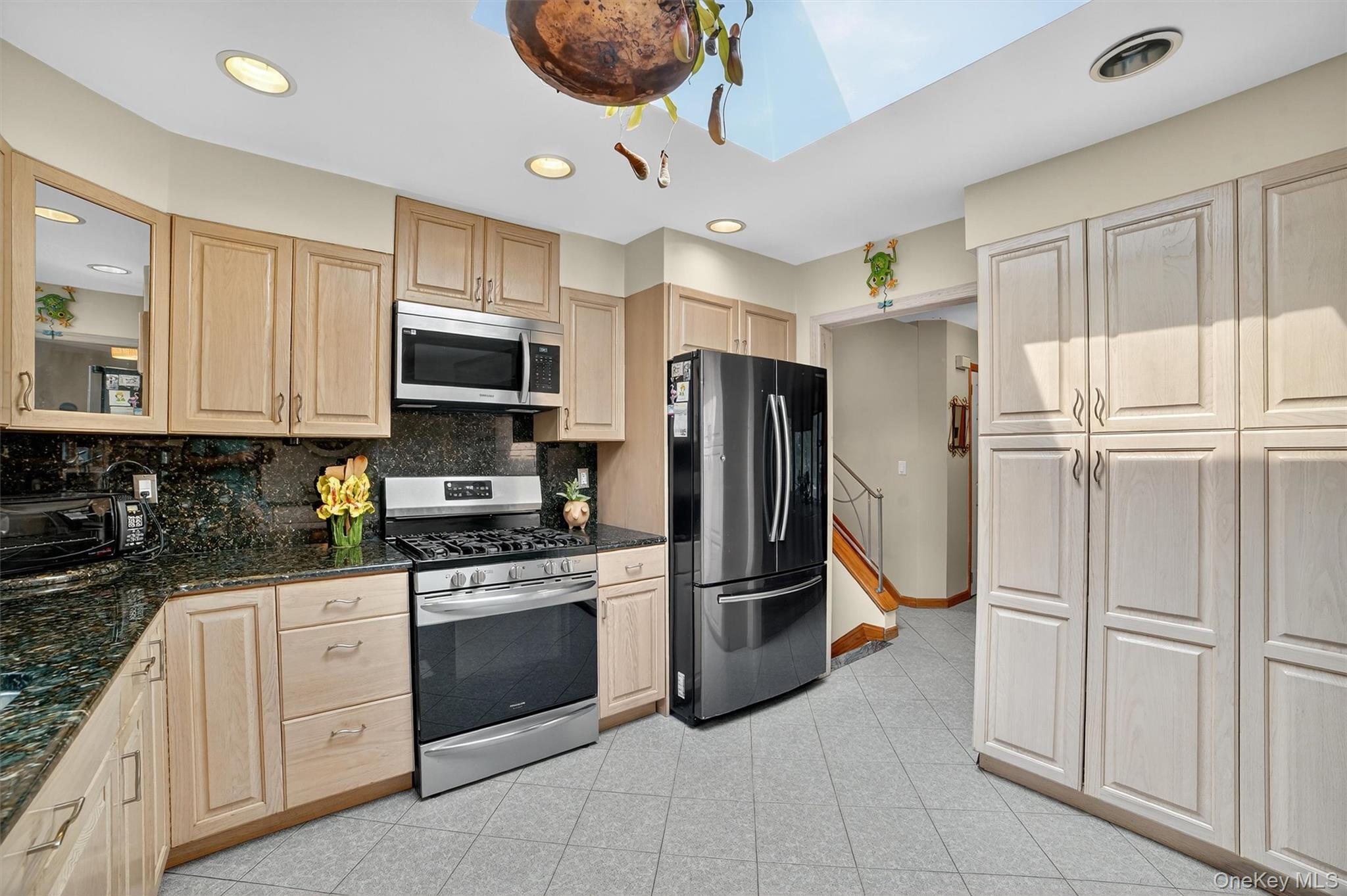 Single Family Overhill Westchester County, NY 10523, MLS-907357-10