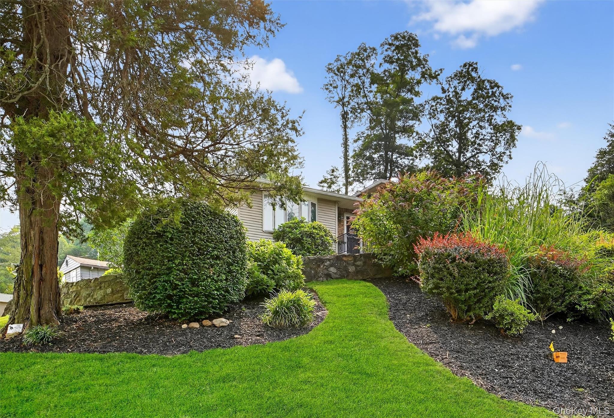 Single Family Overhill Westchester County, NY 10523, MLS-907357-39