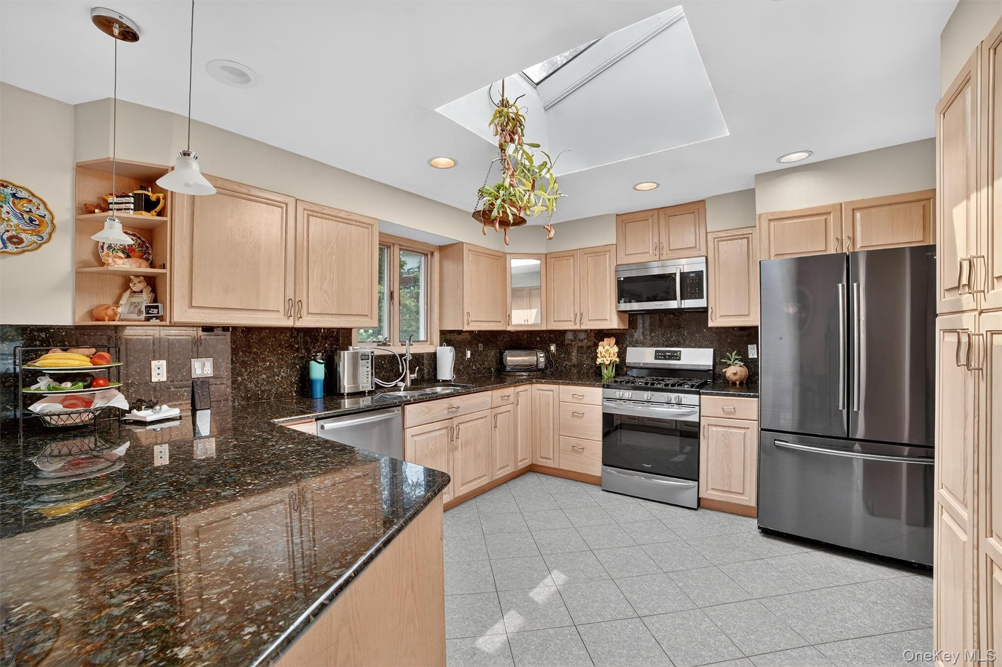 Single Family Overhill Westchester County, NY 10523, MLS-907357-9