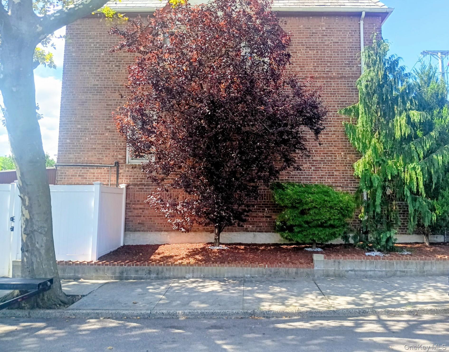 Single Family 33rd  Queens, NY 11361, MLS-907374-21