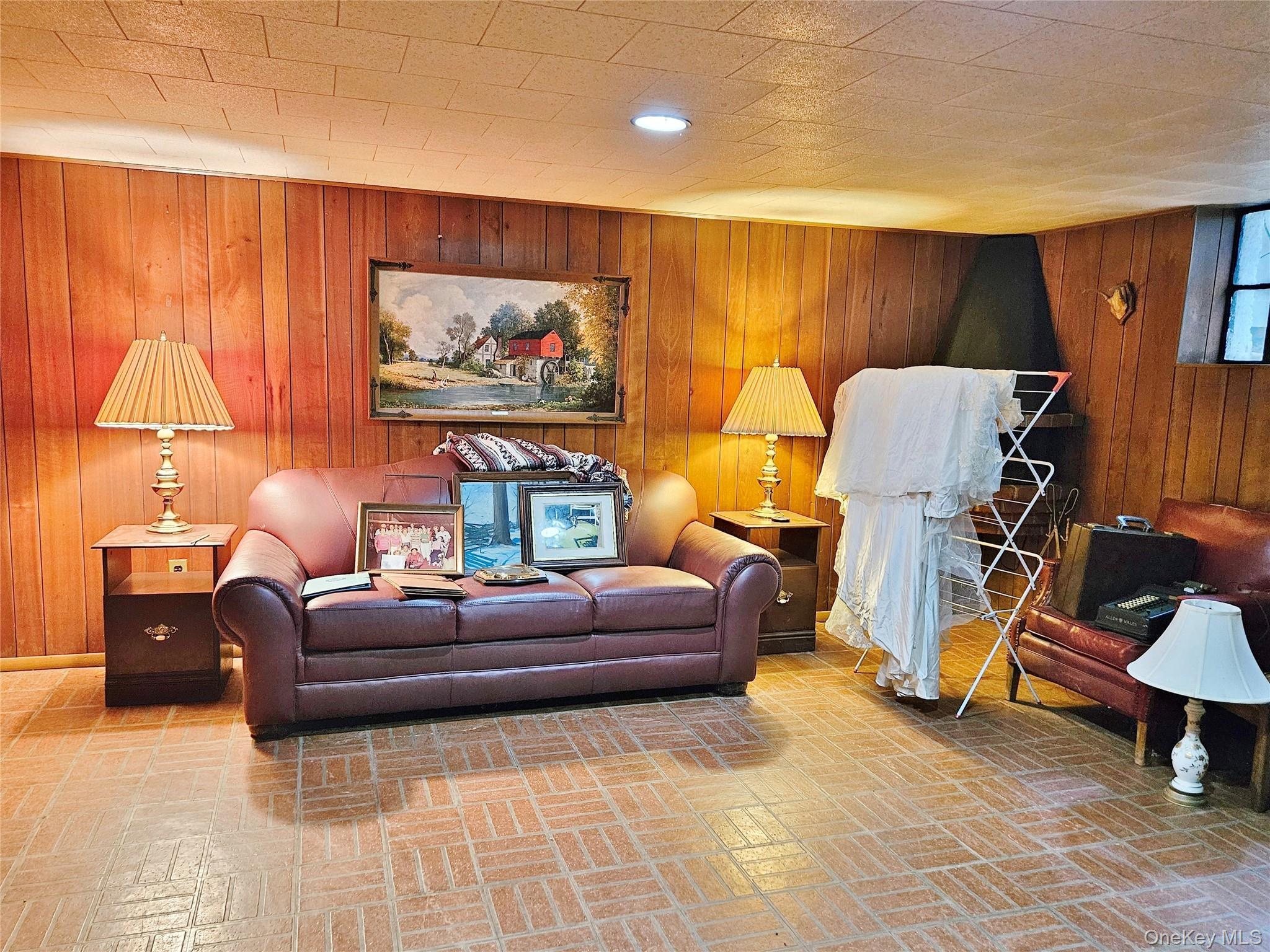 Single Family 77 Queens, NY 11385, MLS-907377-14