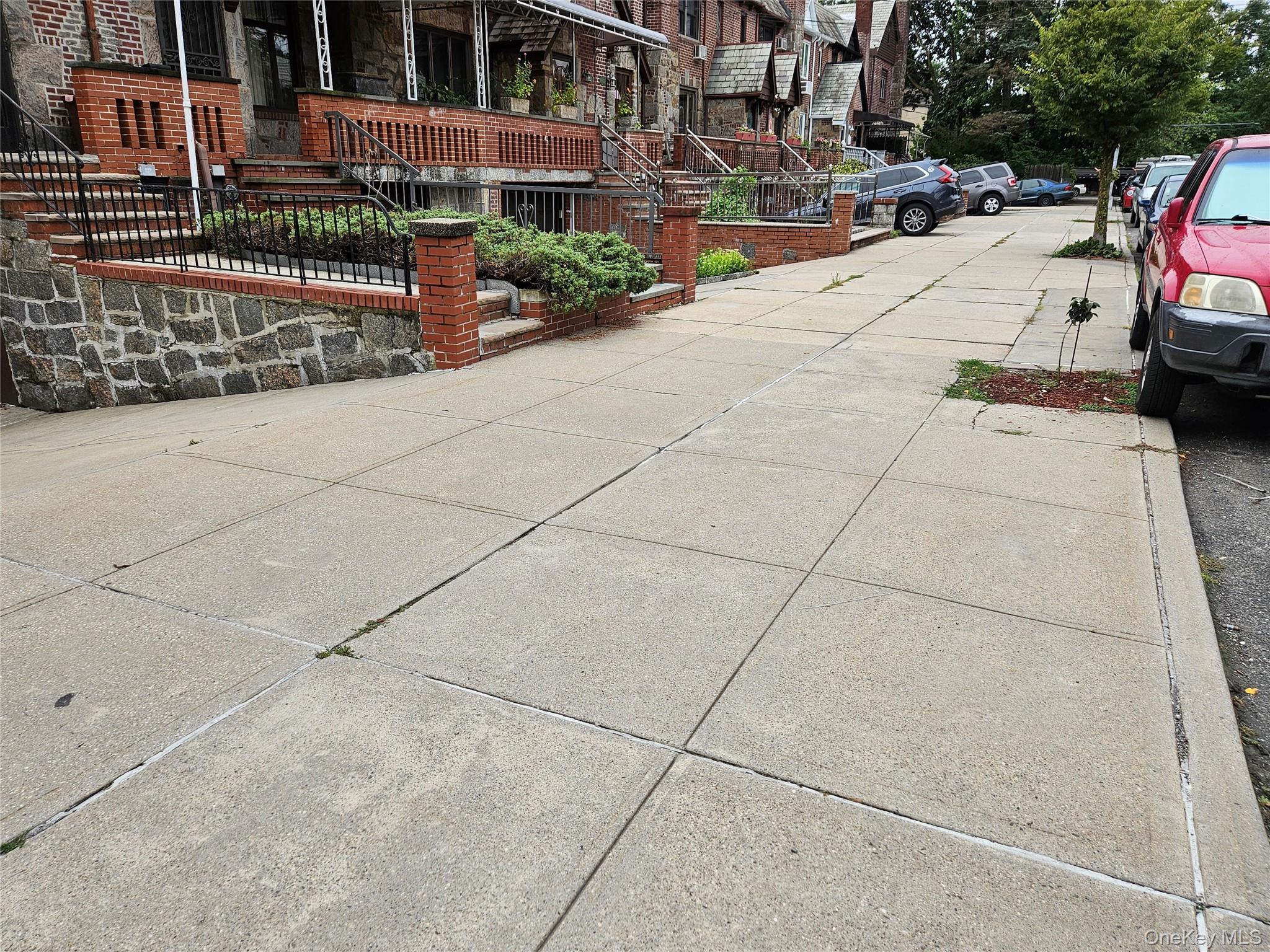 Single Family 77 Queens, NY 11385, MLS-907377-3