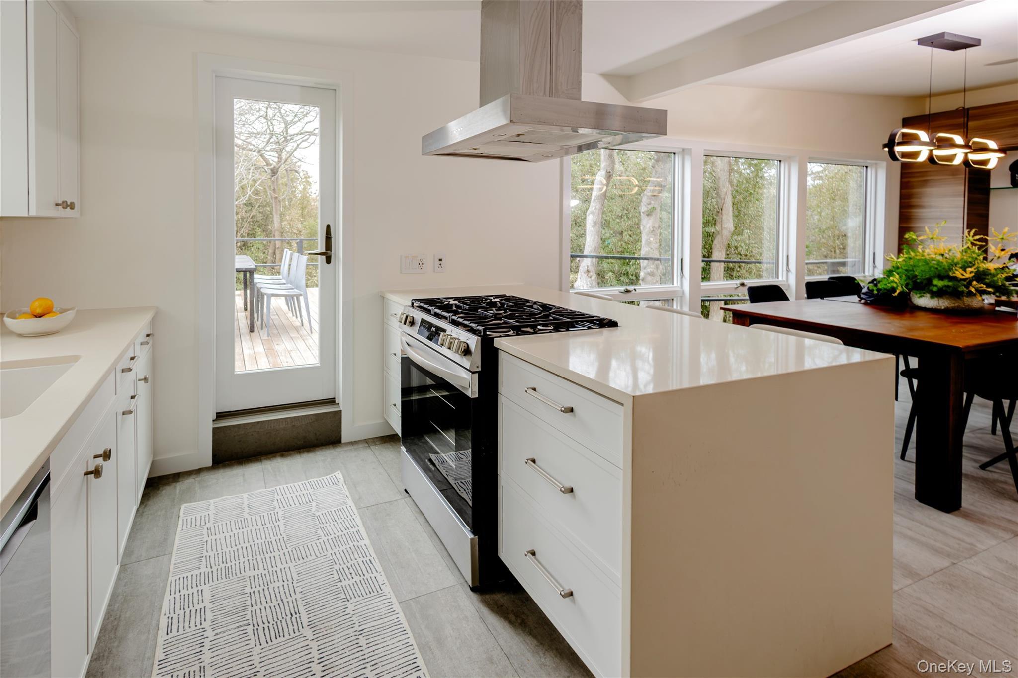 Single Family Bay Suffolk County, NY 11782, MLS-907379-10