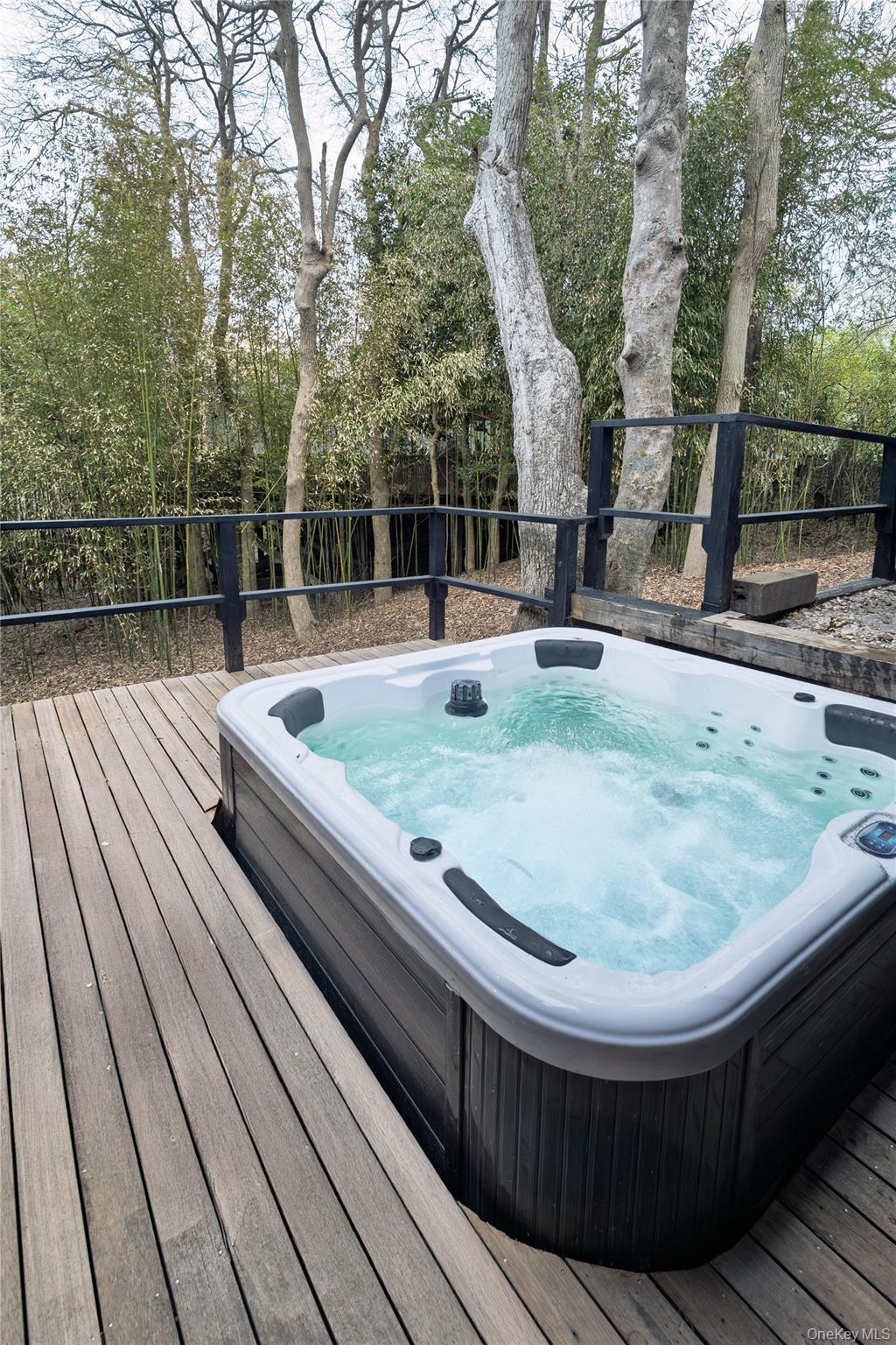 Single Family Bay Suffolk County, NY 11782, MLS-907379-6