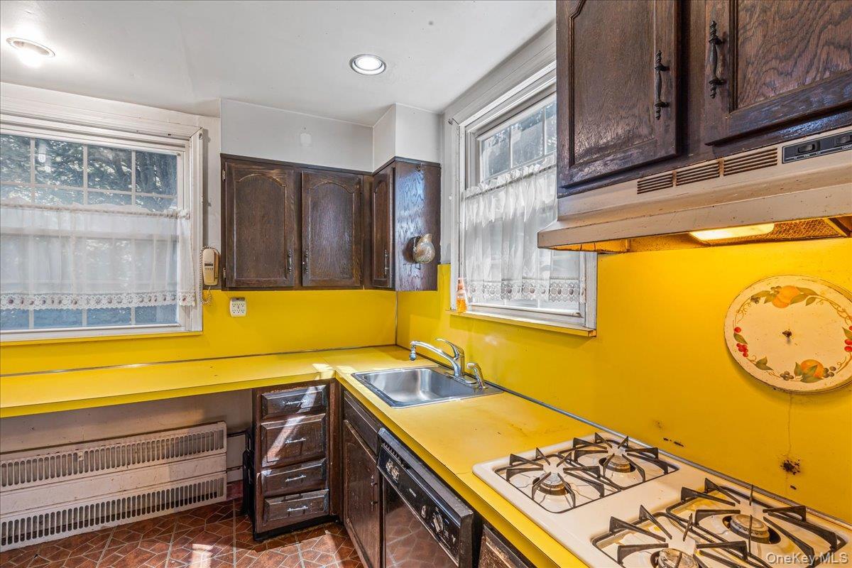 Single Family Grand Central Queens, NY 11432, MLS-907387-15