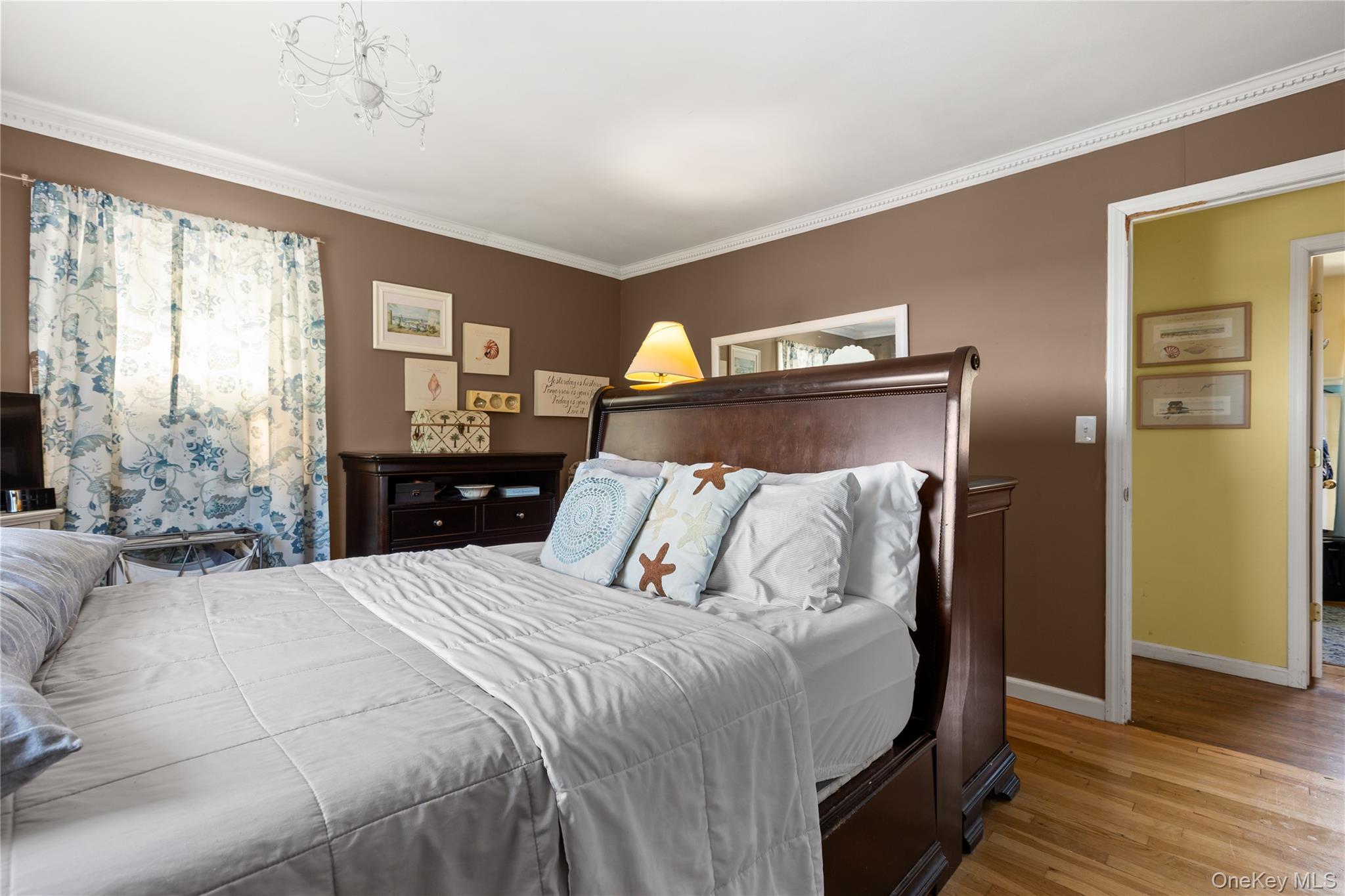 Single Family Cross Suffolk County, NY 11769, MLS-907393-10