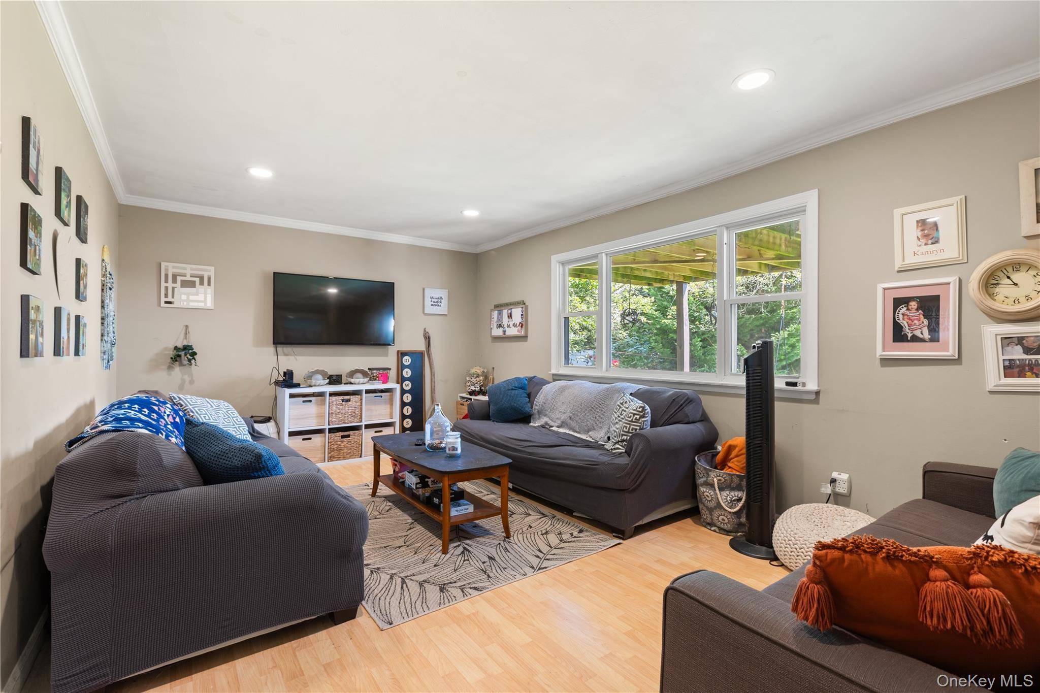 Single Family Cross Suffolk County, NY 11769, MLS-907393-13