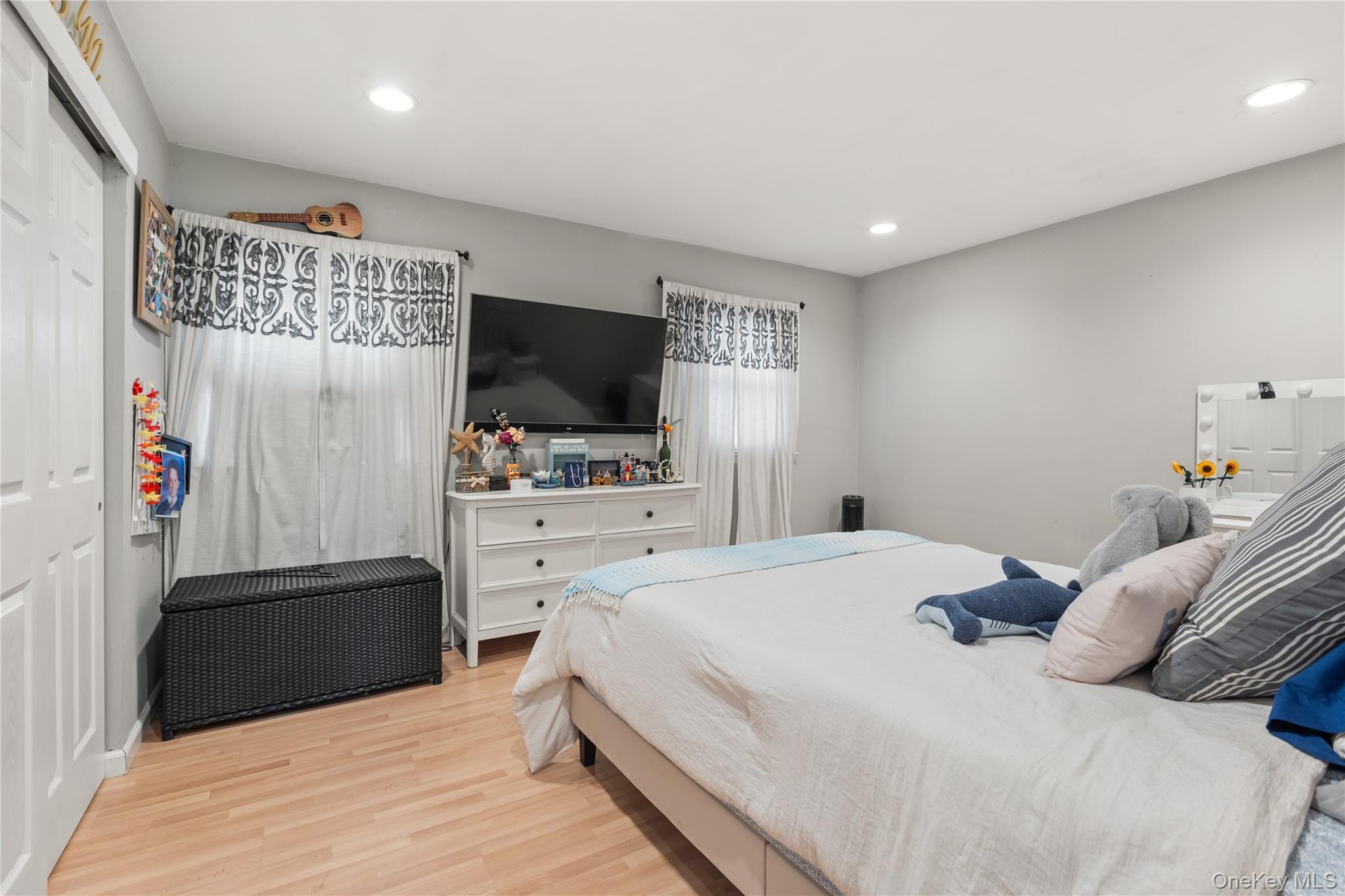 Single Family Cross Suffolk County, NY 11769, MLS-907393-16