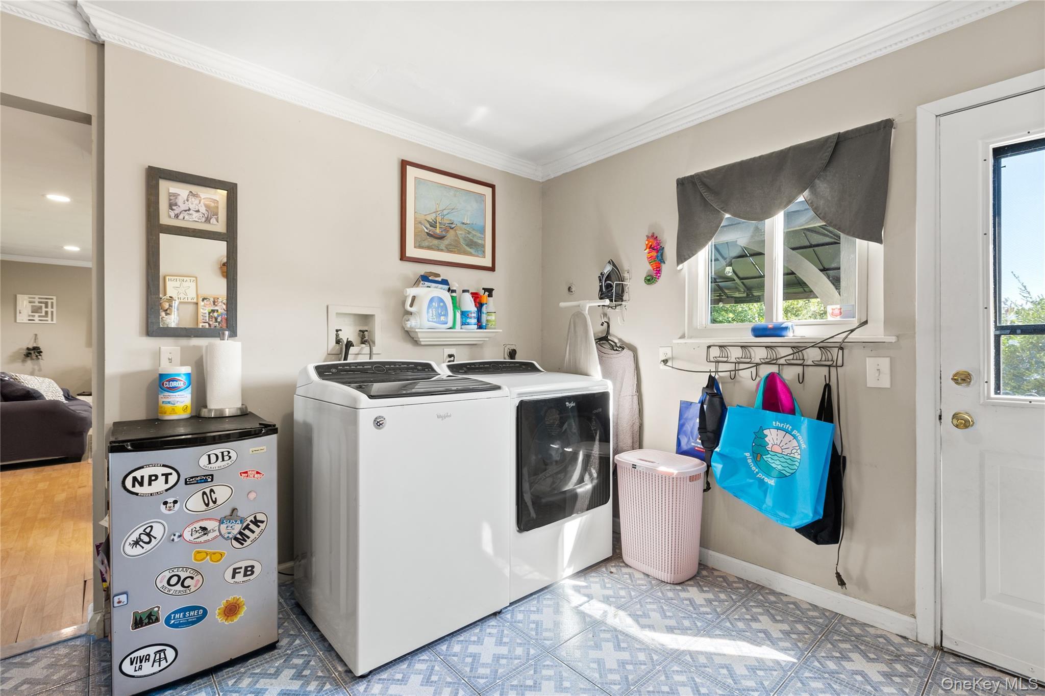 Single Family Cross Suffolk County, NY 11769, MLS-907393-17