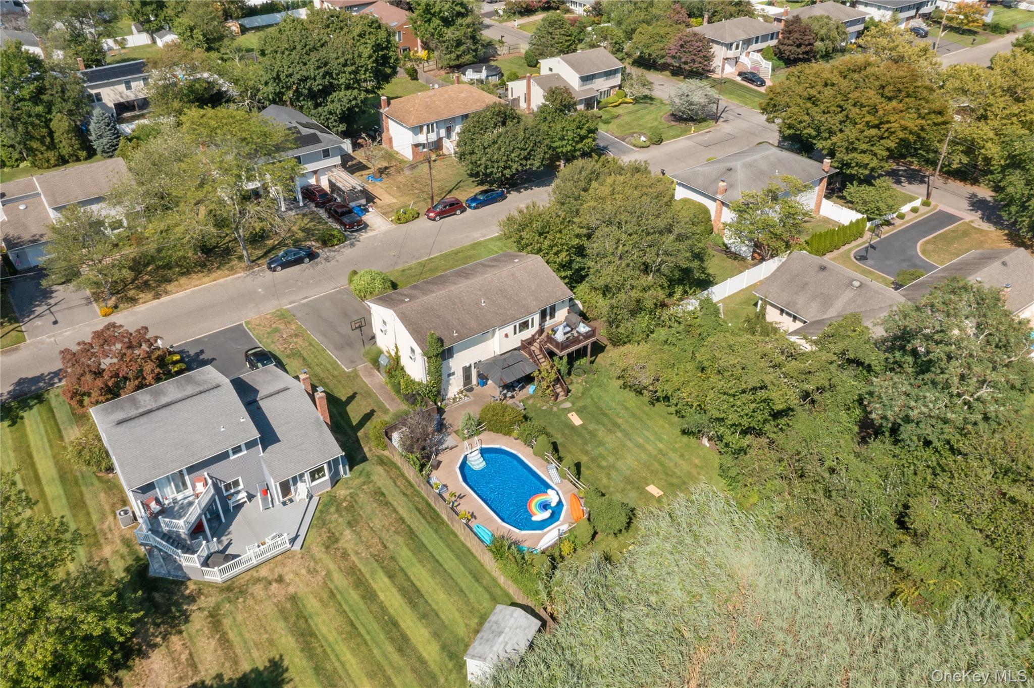 Single Family Cross Suffolk County, NY 11769, MLS-907393-21