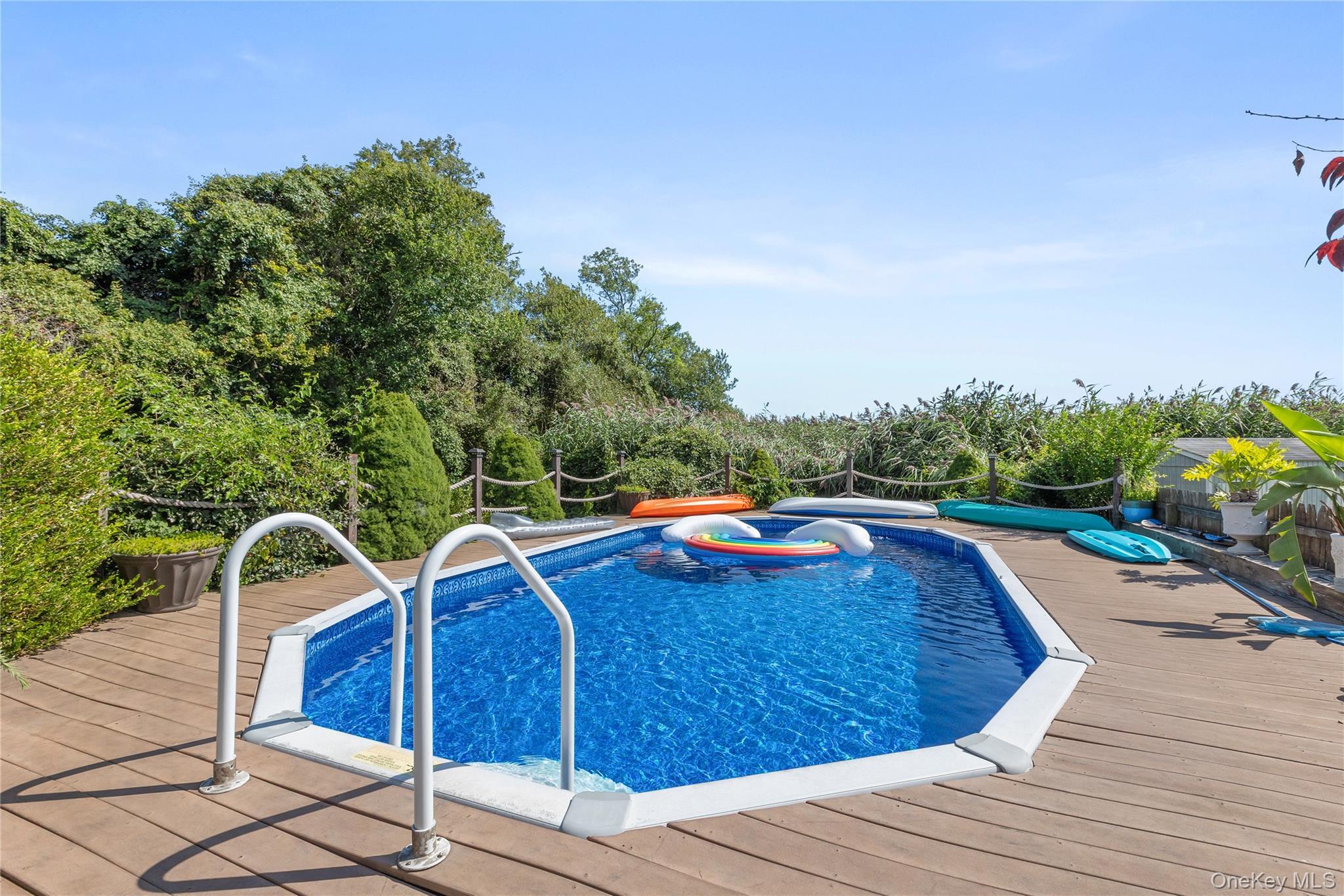 Single Family Cross Suffolk County, NY 11769, MLS-907393-24