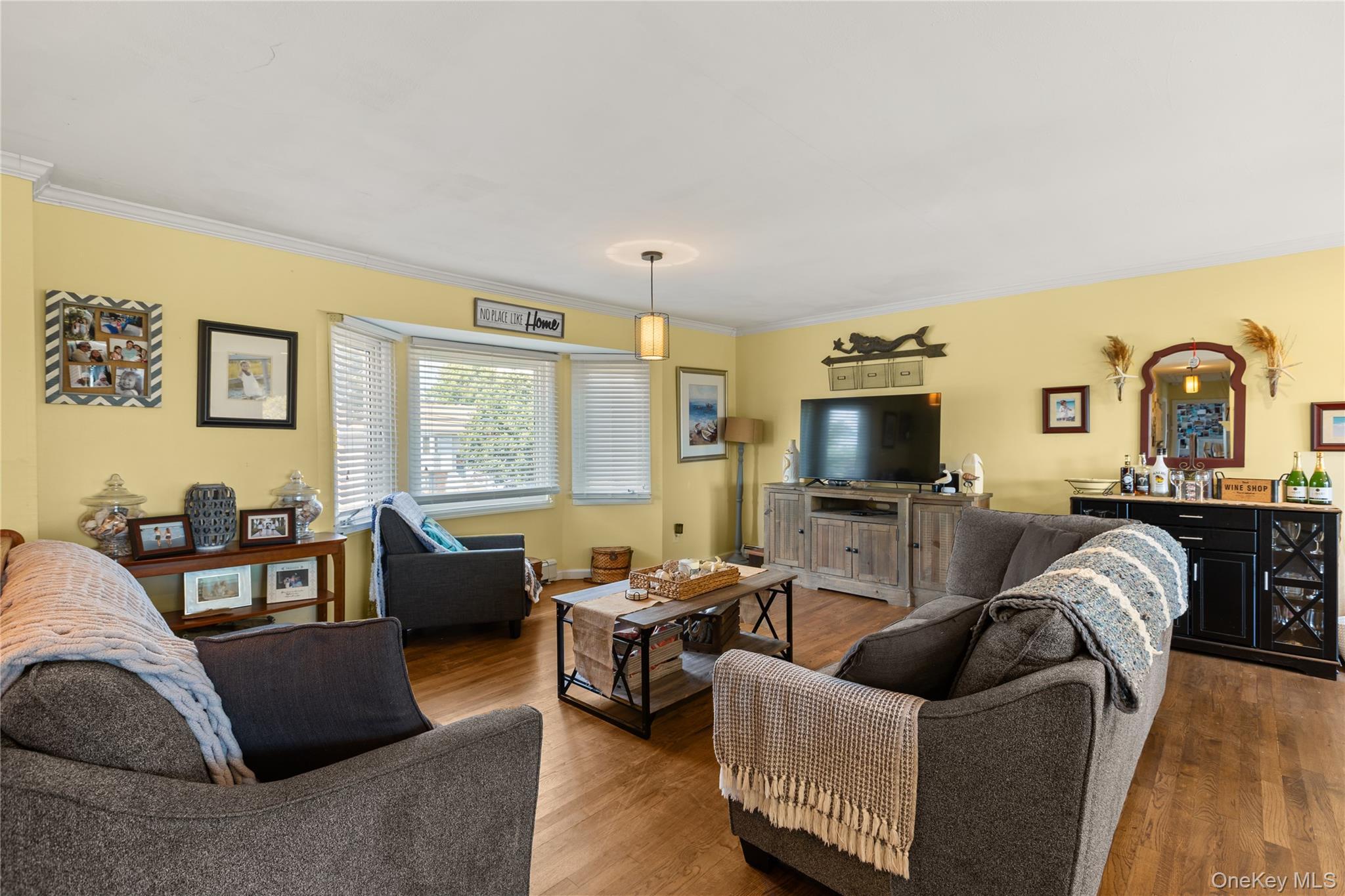 Single Family Cross Suffolk County, NY 11769, MLS-907393-8