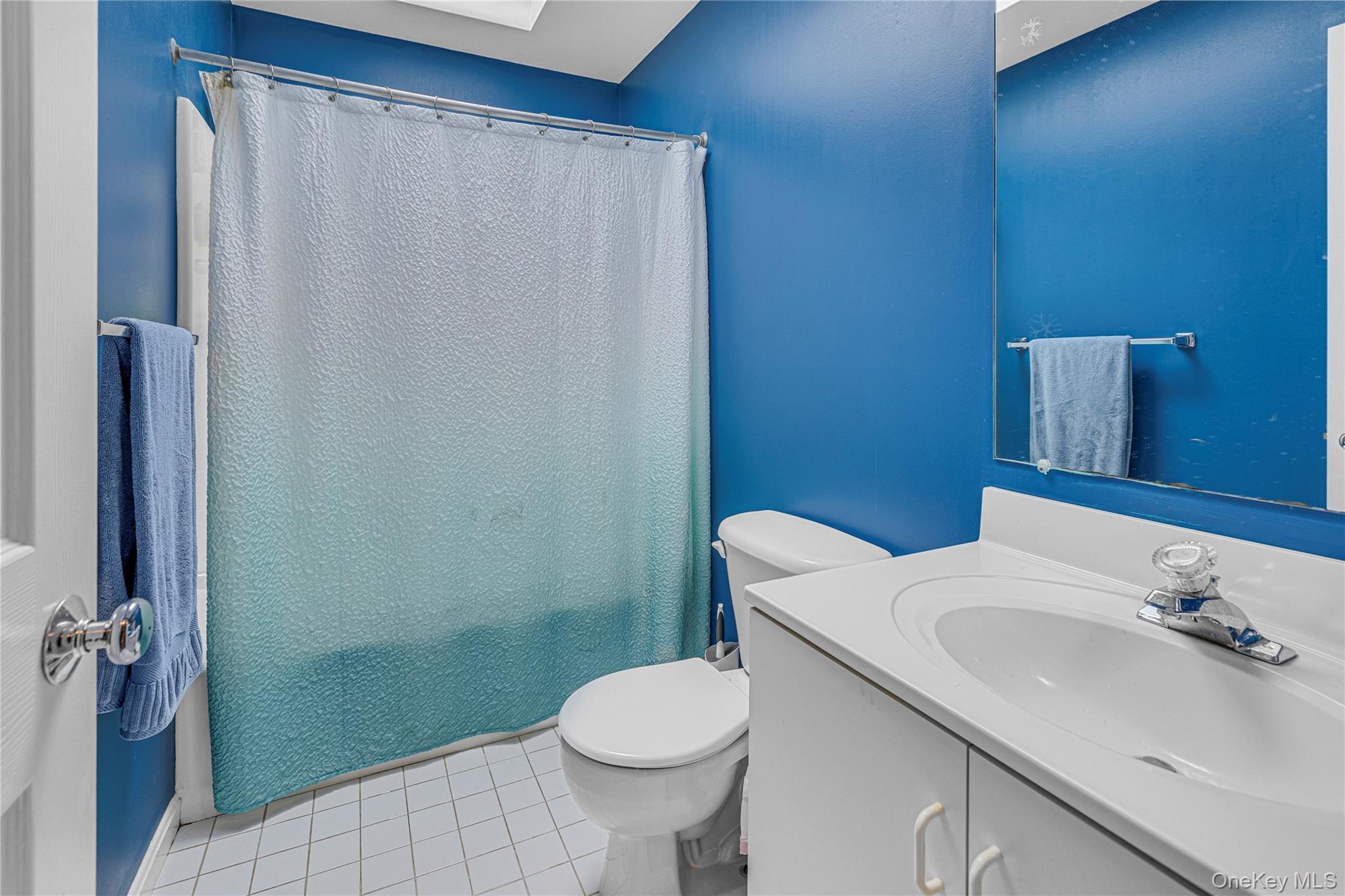 Single Family Simeon  Suffolk County, NY 11901, MLS-907399-27