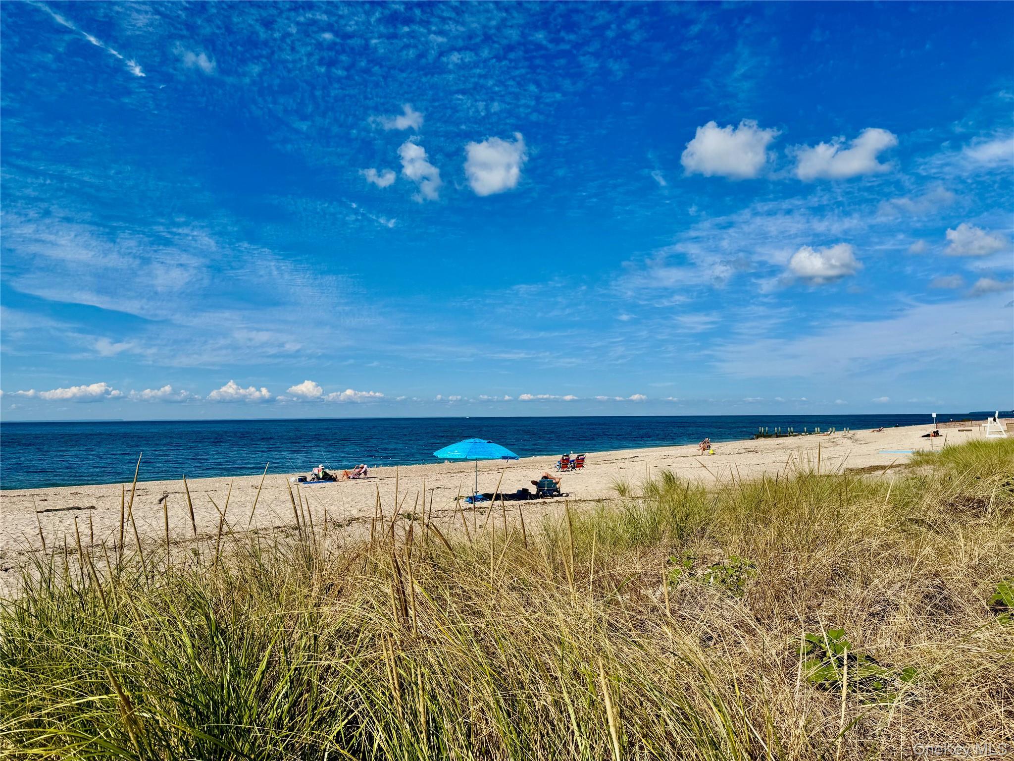 Single Family Simeon  Suffolk County, NY 11901, MLS-907399-34