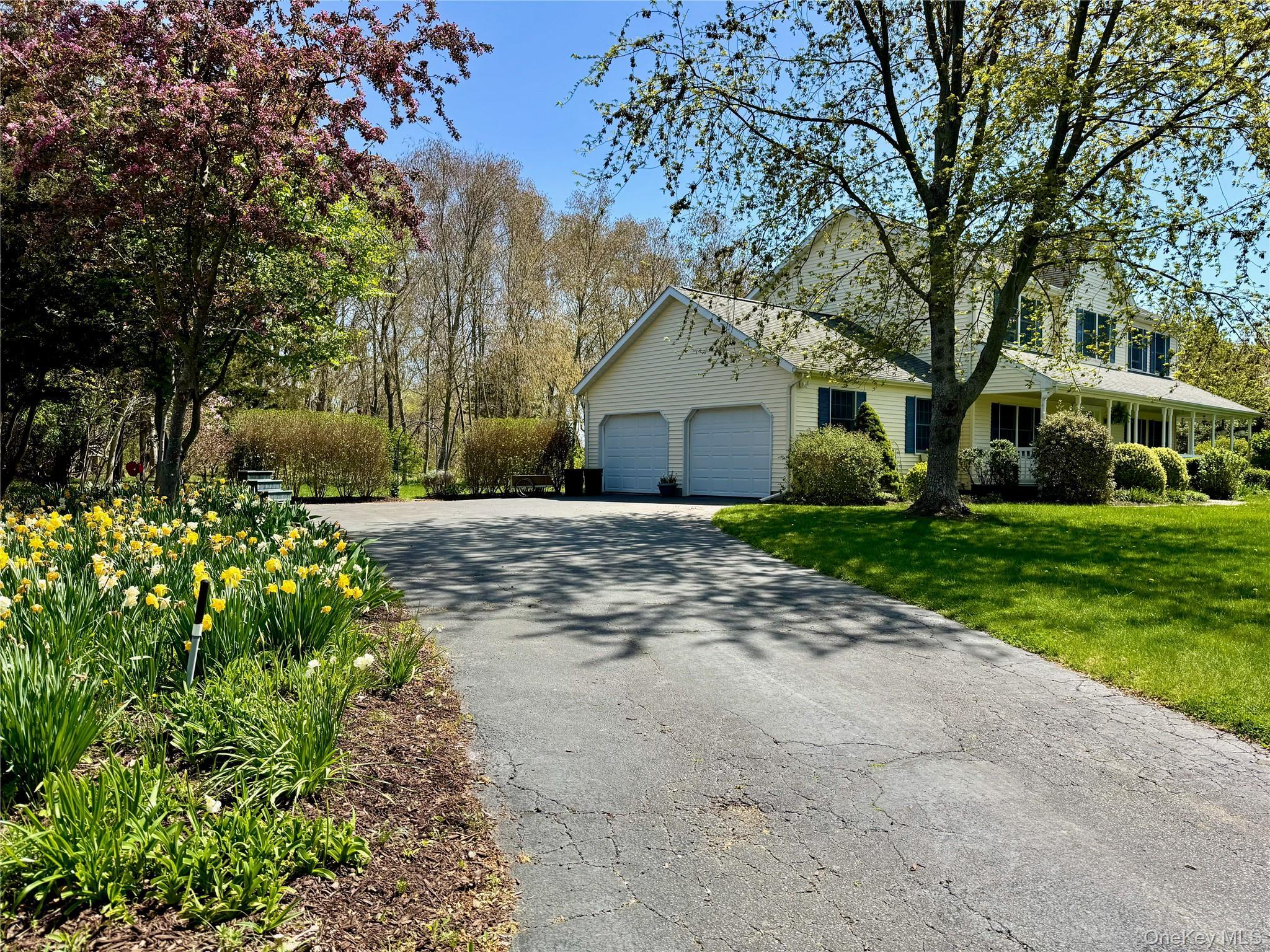 Single Family Simeon  Suffolk County, NY 11901, MLS-907399-8