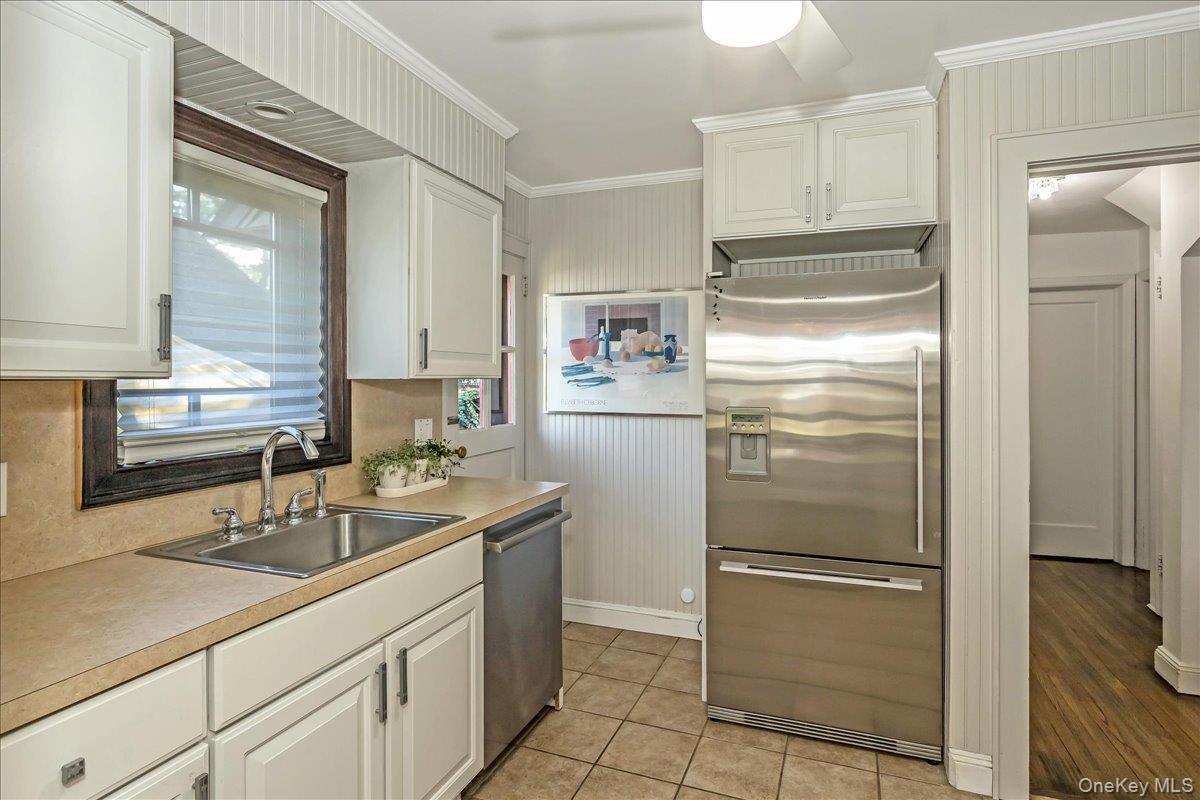 Single Family Harrison  Nassau County, NY 11552, MLS-907406-8