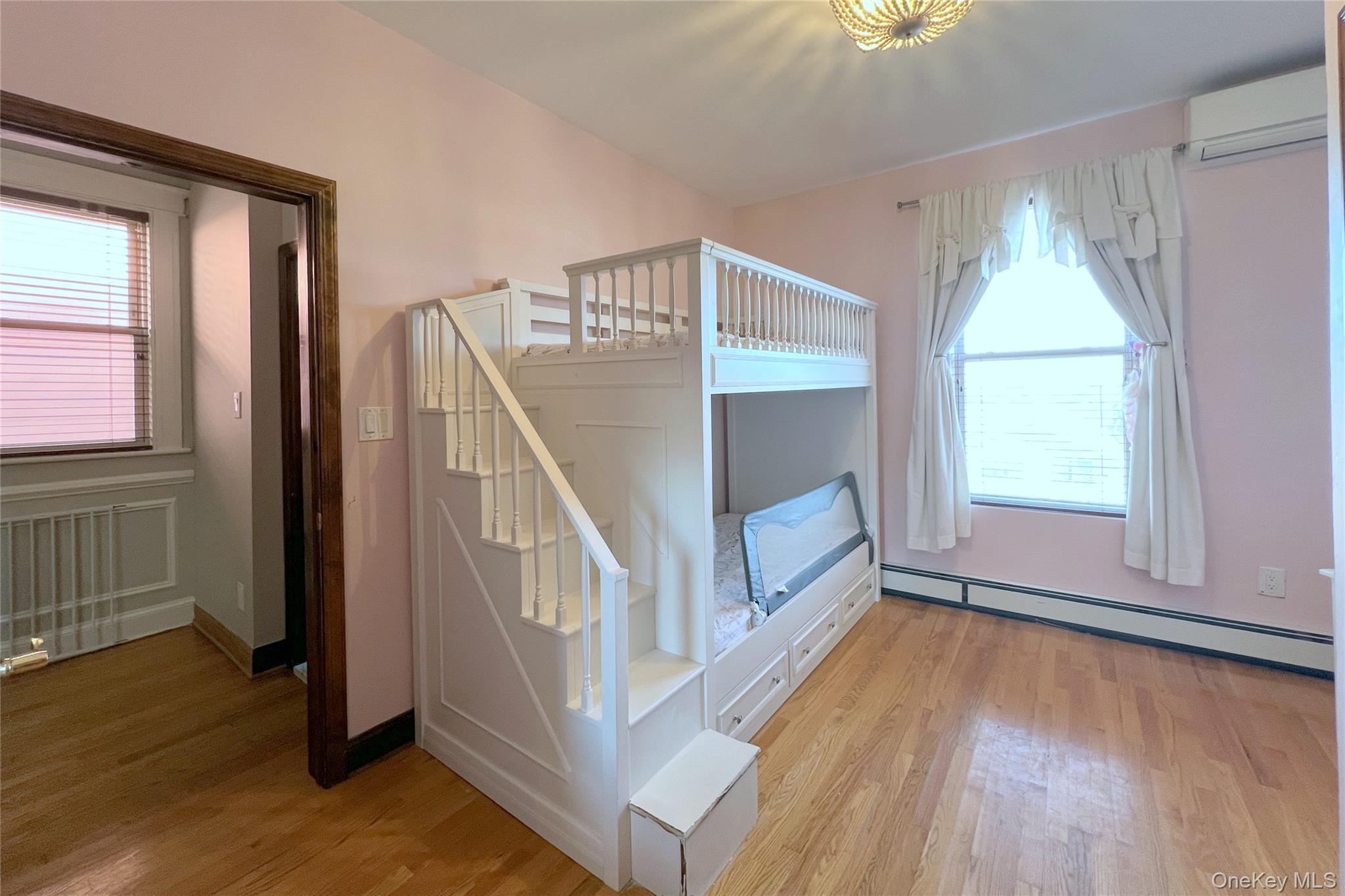 Single Family 52nd Queens, NY 11378, MLS-907447-9