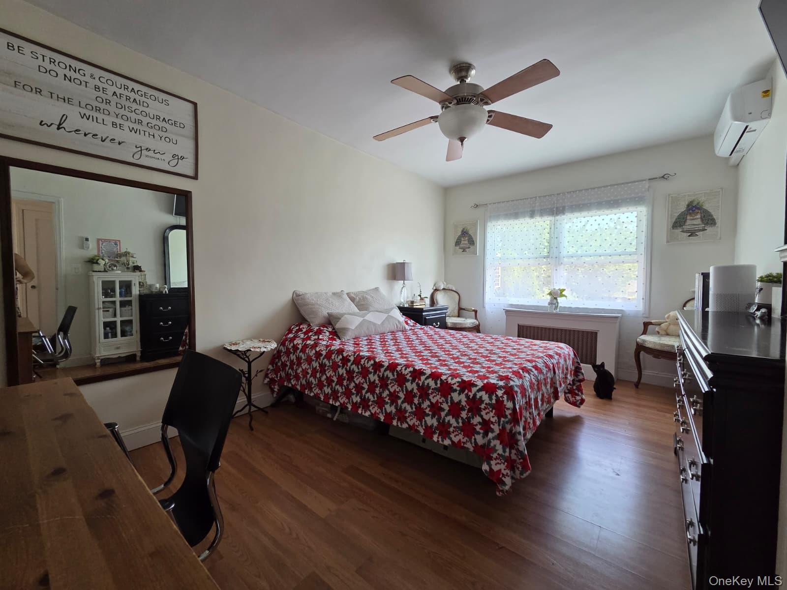 Single Family 96th Queens, NY 11416, MLS-907453-2