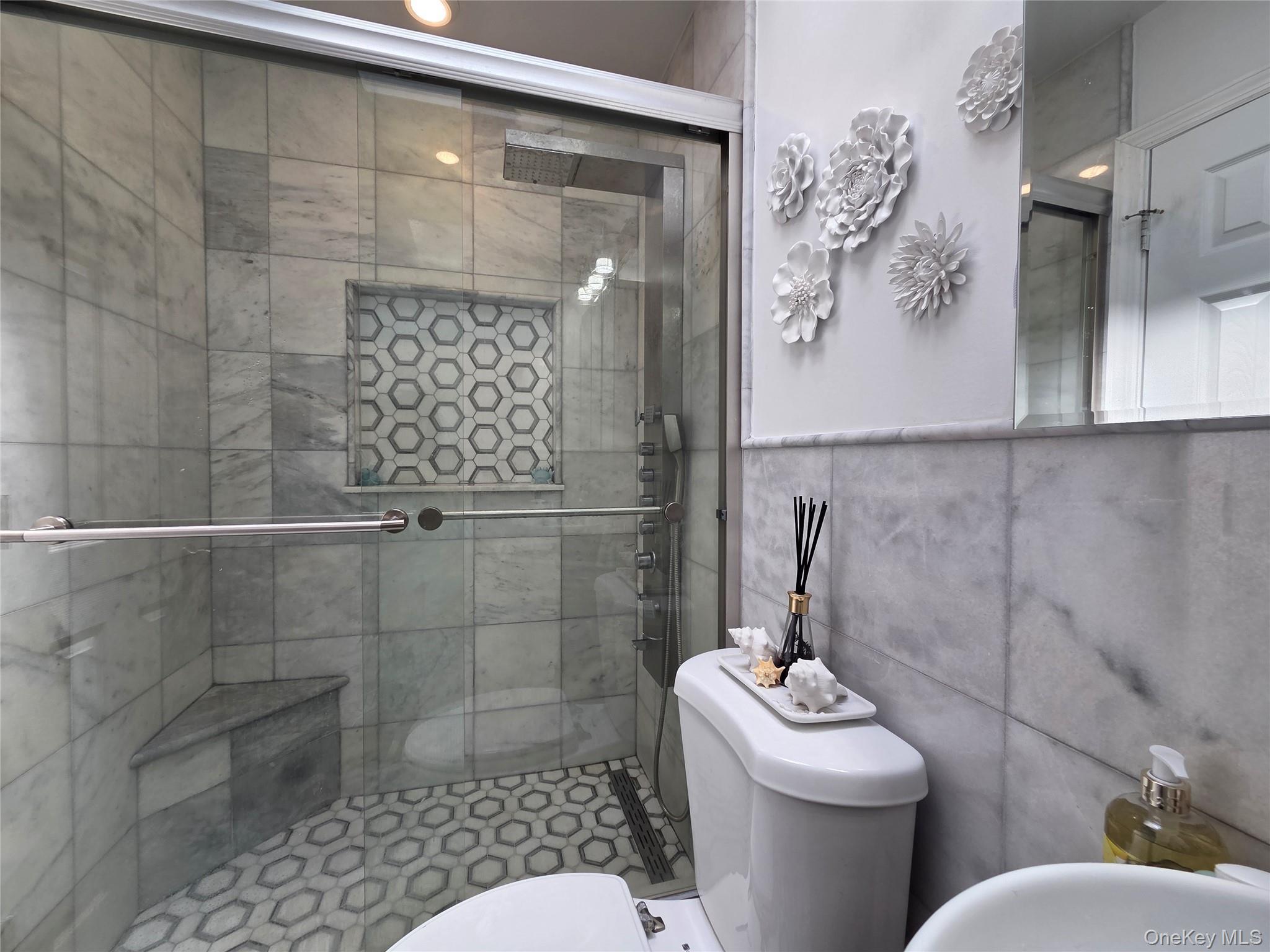 Single Family 96th Queens, NY 11416, MLS-907453-6