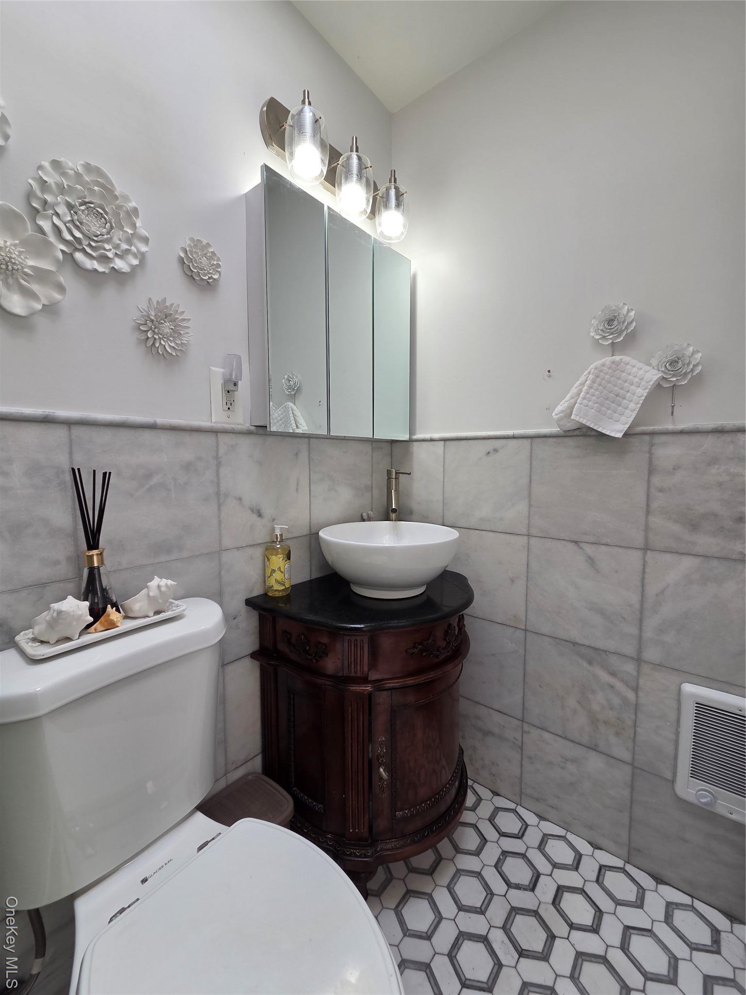 Single Family 96th  Queens, NY 11416, MLS-907453-7