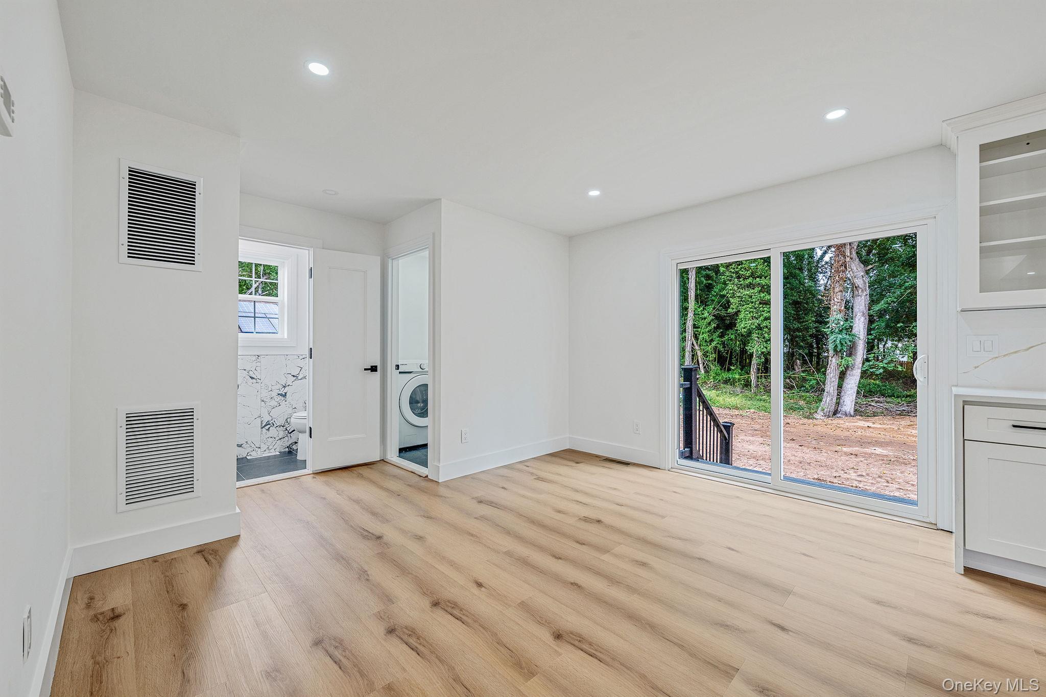 Single Family Lakeview  Suffolk County, NY 11953, MLS-907486-11