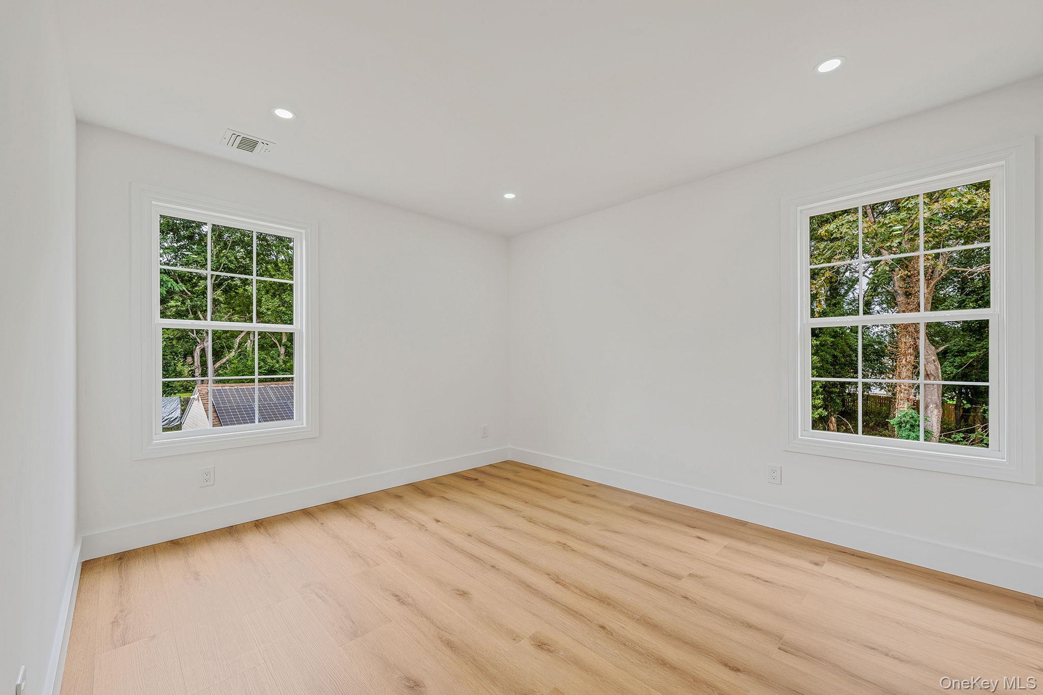 Single Family Lakeview  Suffolk County, NY 11953, MLS-907486-23