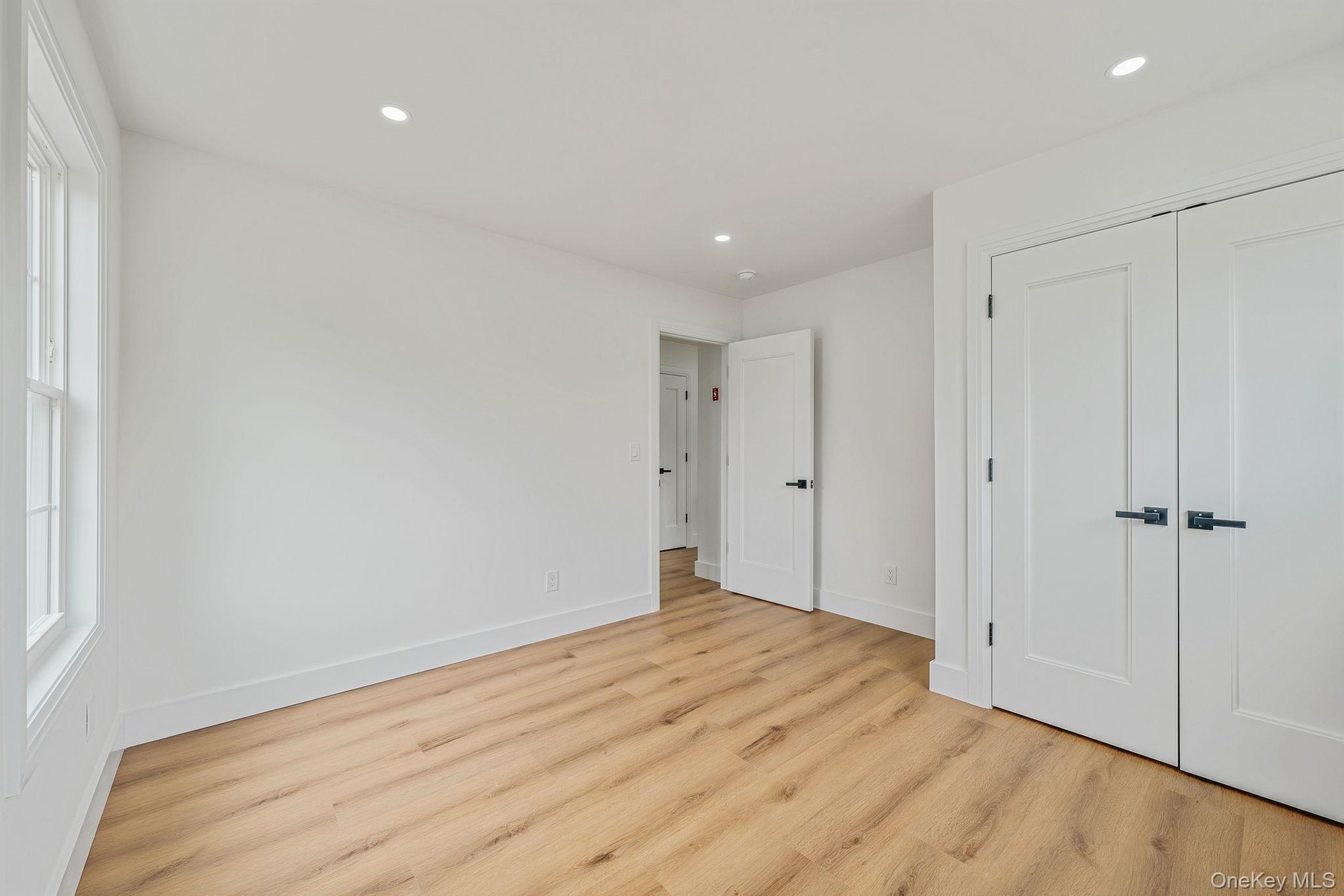 Single Family Lakeview  Suffolk County, NY 11953, MLS-907486-26