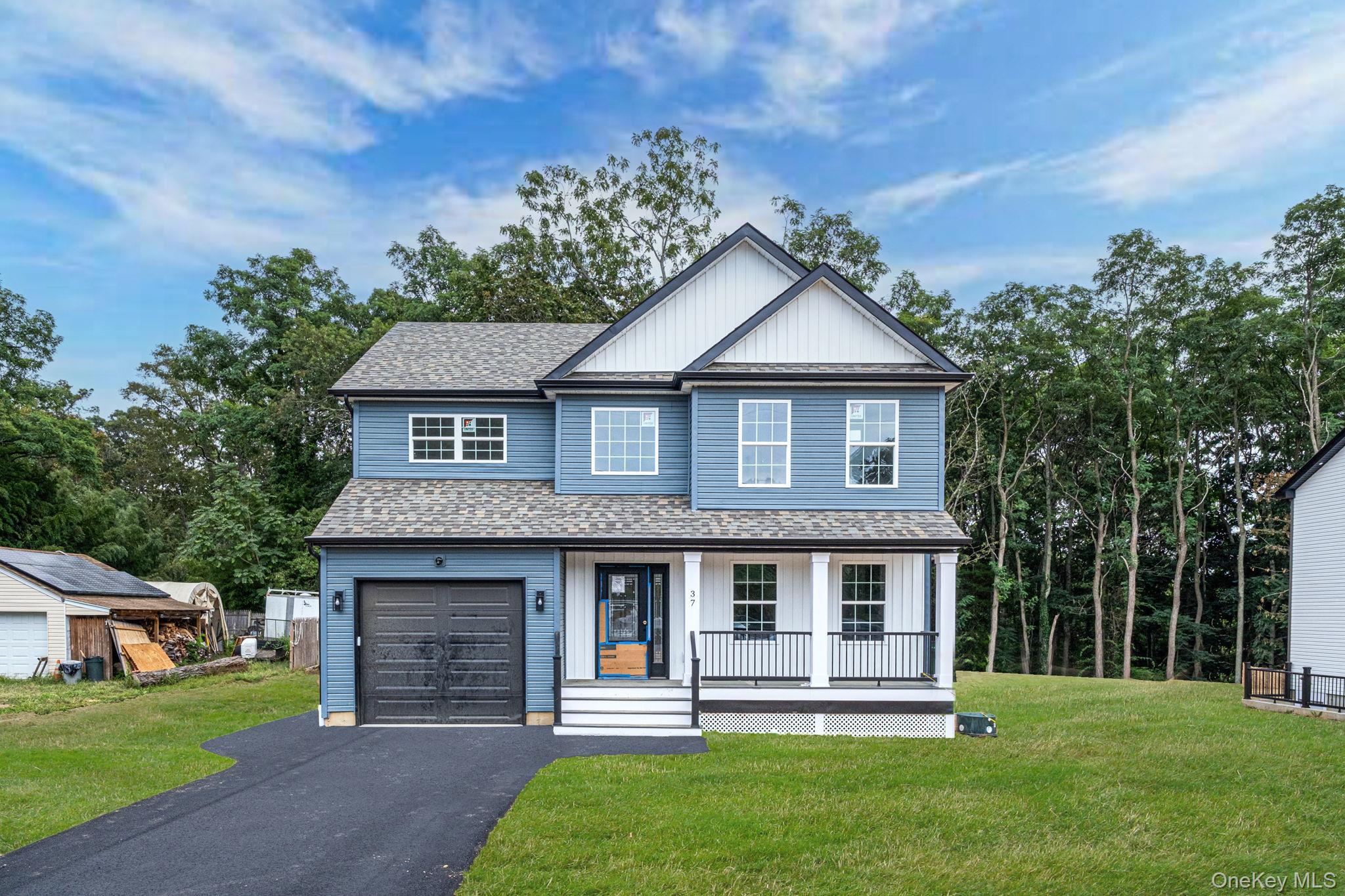 Single Family Lakeview  Suffolk County, NY 11953, MLS-907486-3