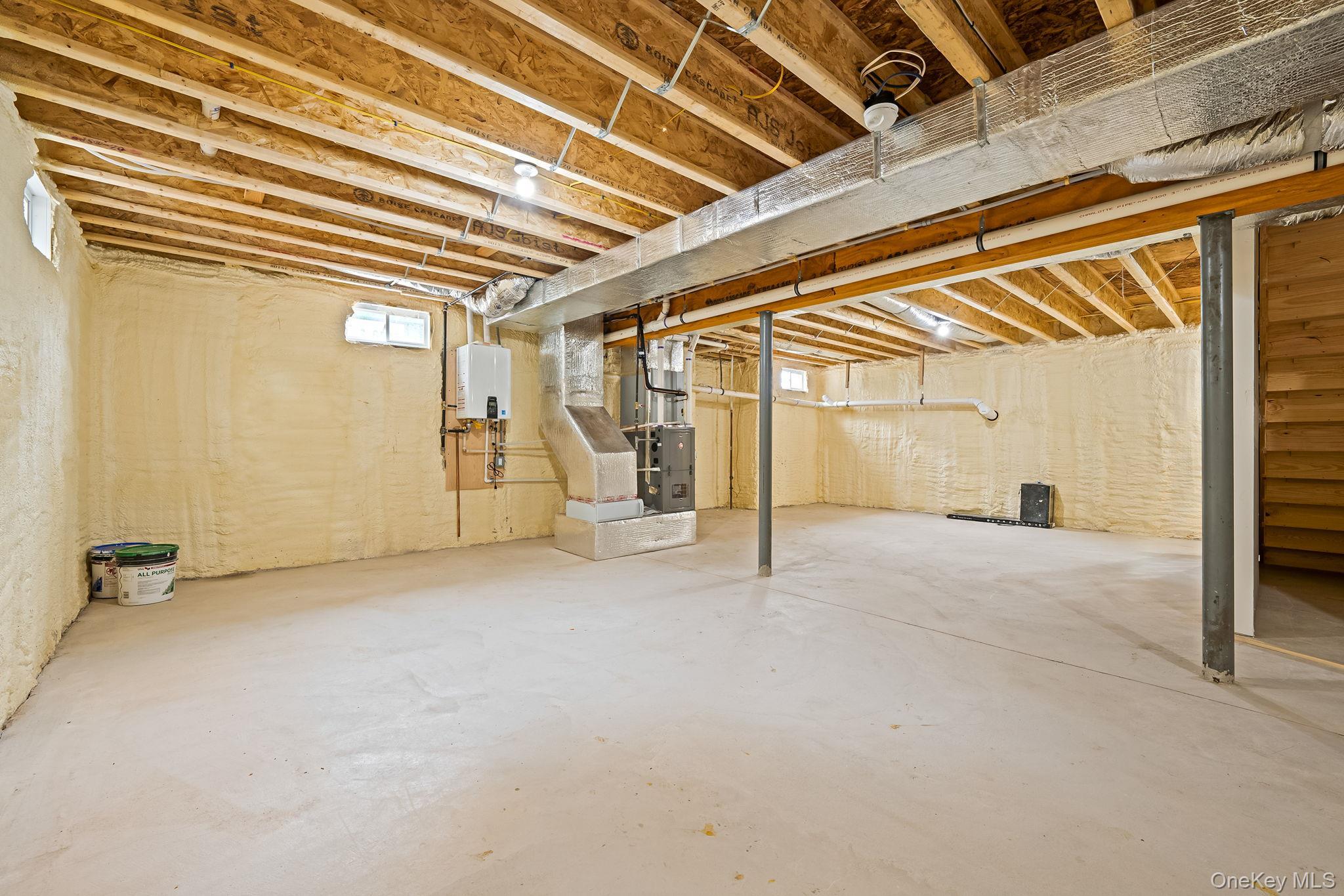 Single Family Lakeview  Suffolk County, NY 11953, MLS-907486-34