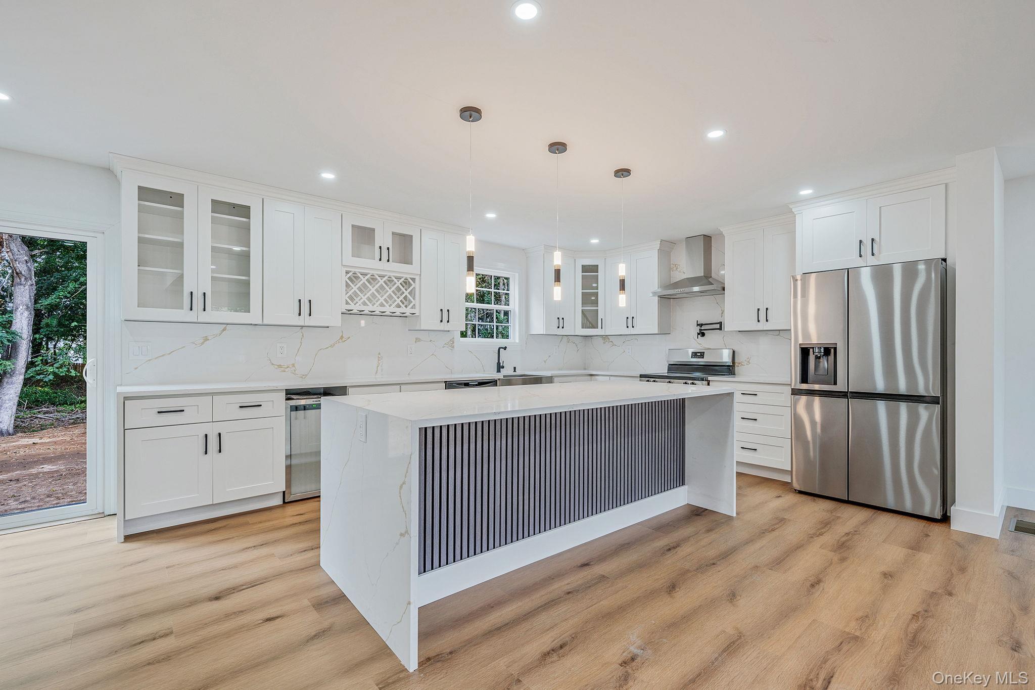 Single Family Lakeview  Suffolk County, NY 11953, MLS-907486-9