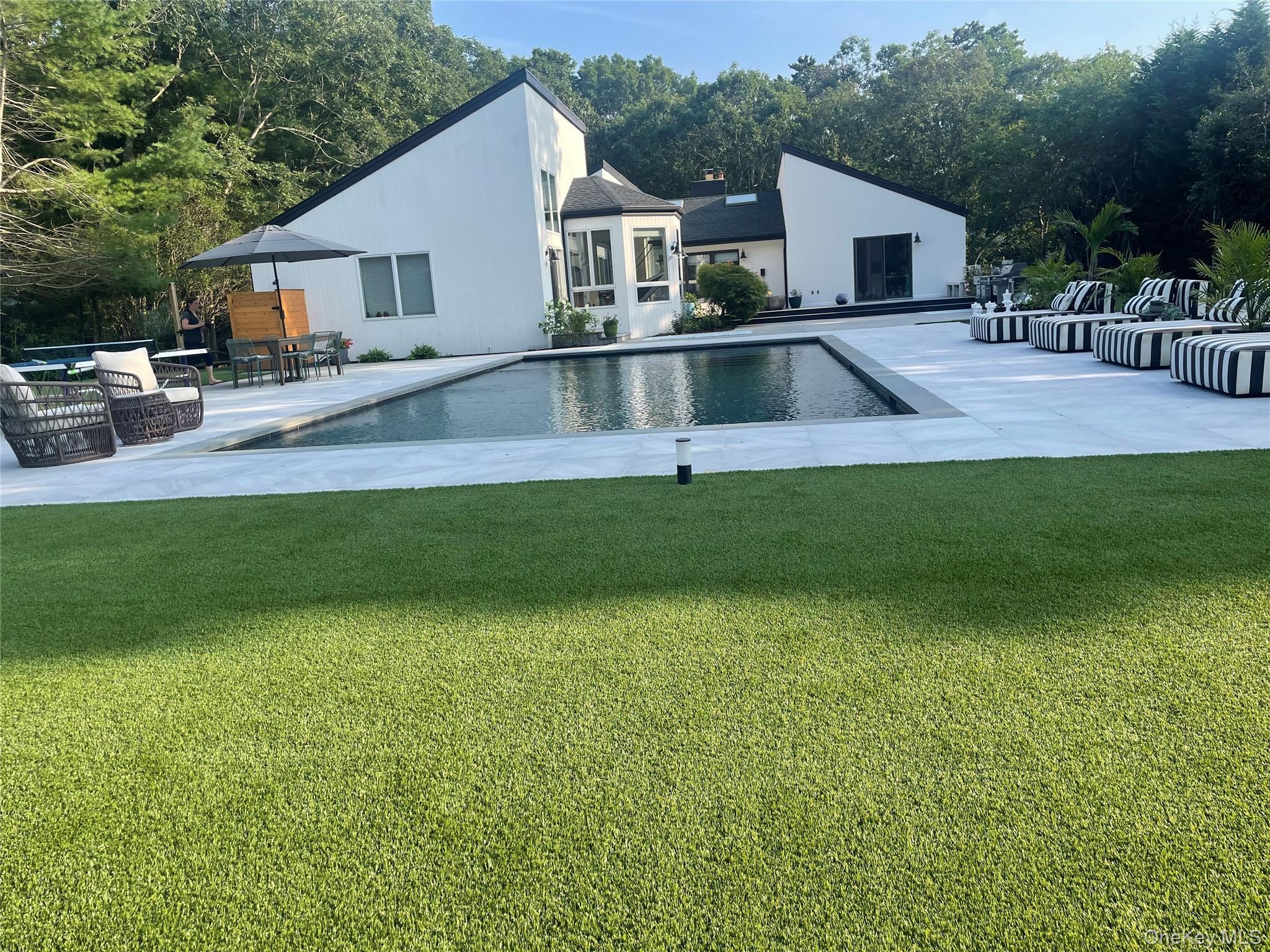 Single Family Blue Jay Way Suffolk County, NY 11937, MLS-907494-2