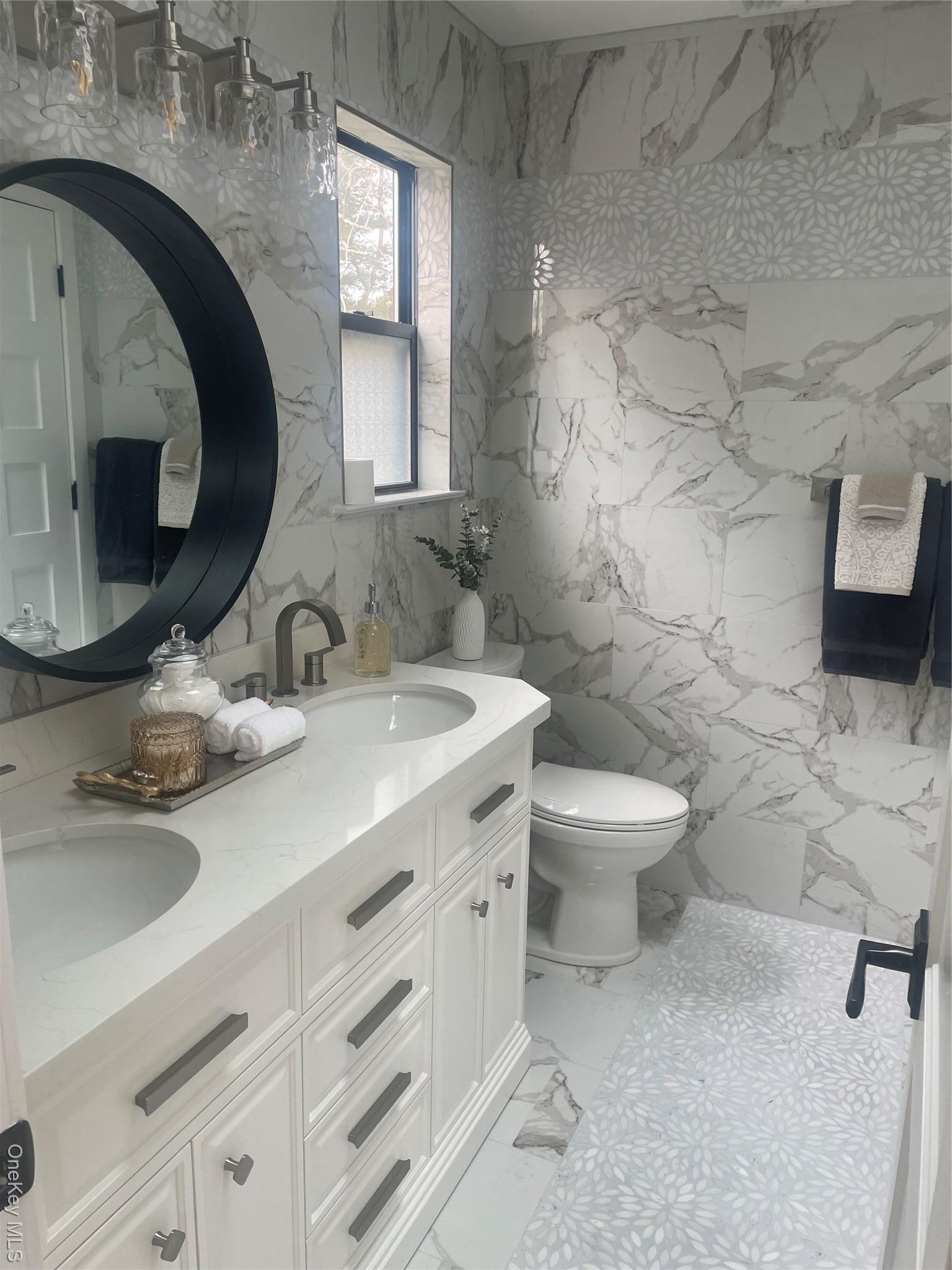 Single Family Blue Jay Way Suffolk County, NY 11937, MLS-907494-8