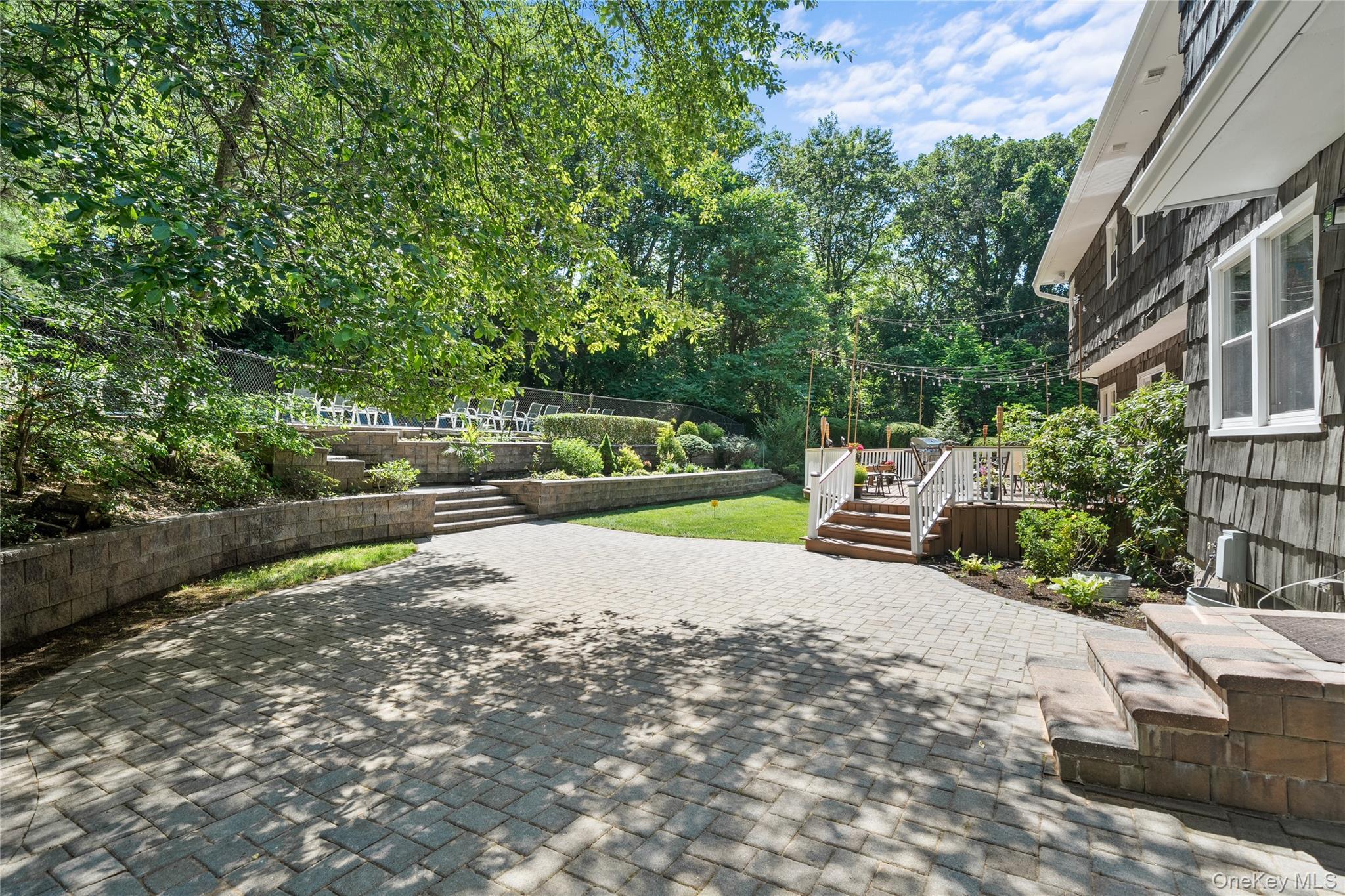 Single Family Hunting Hill Nassau County, NY 11797, MLS-907535-13