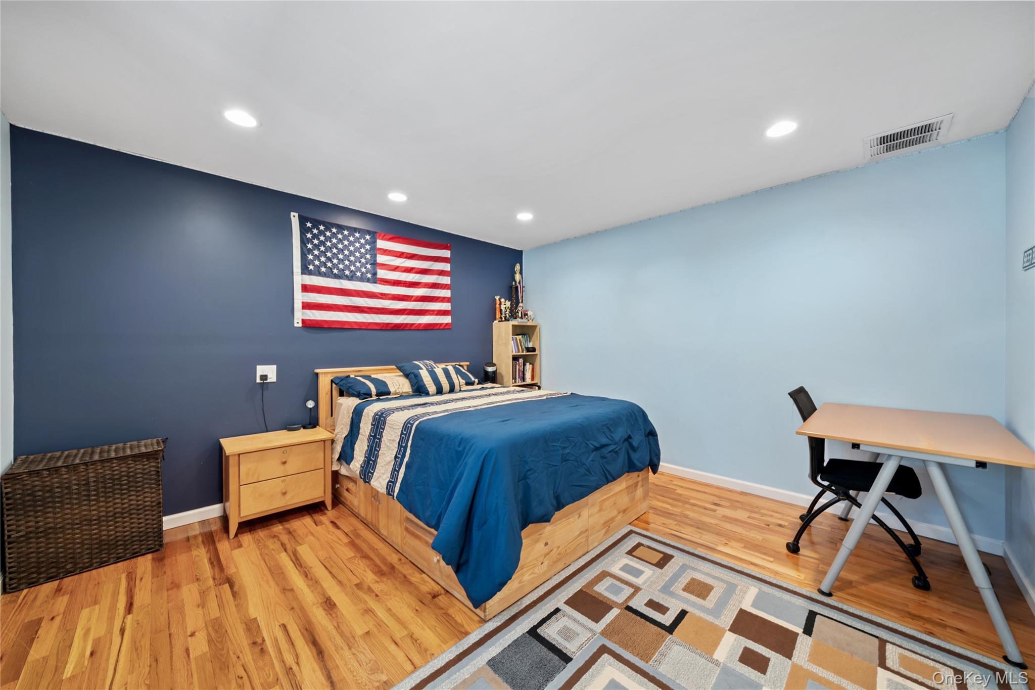 Single Family Hunting Hill Nassau County, NY 11797, MLS-907535-27