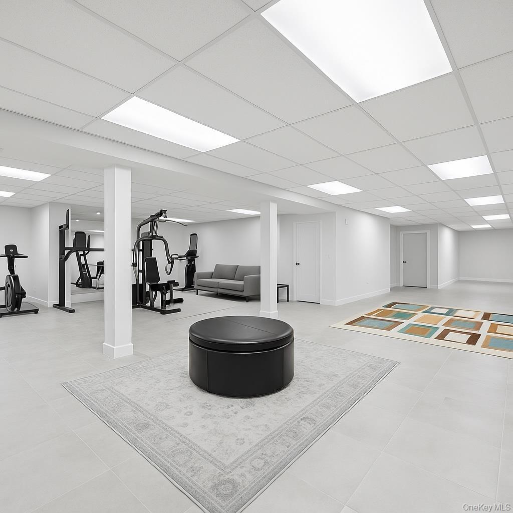 Single Family Hunting Hill Nassau County, NY 11797, MLS-907535-6