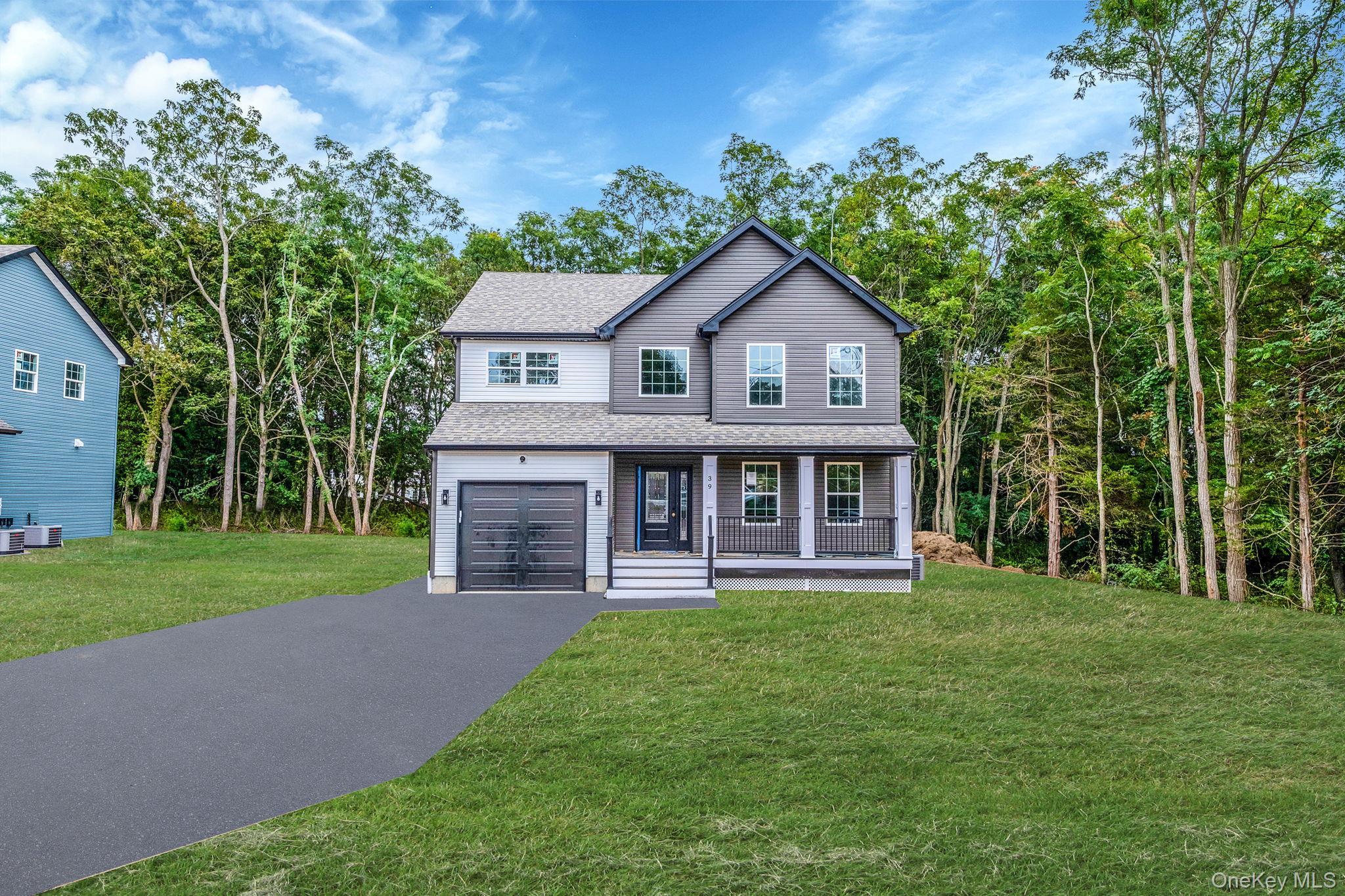 Single Family Lakeview  Suffolk County, NY 11953, MLS-907547-34