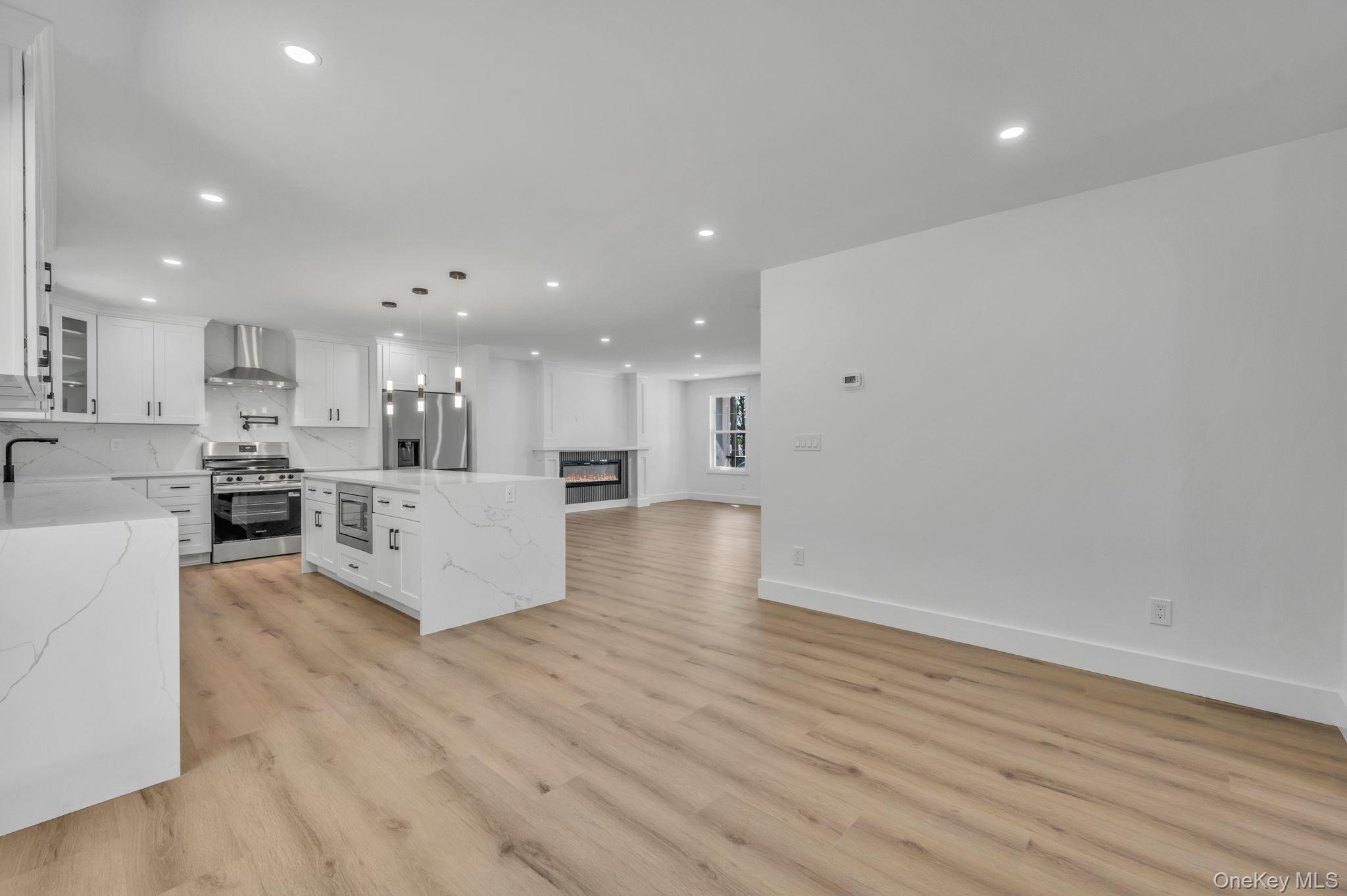 Single Family Lakeview Suffolk County, NY 11953, MLS-907547-9