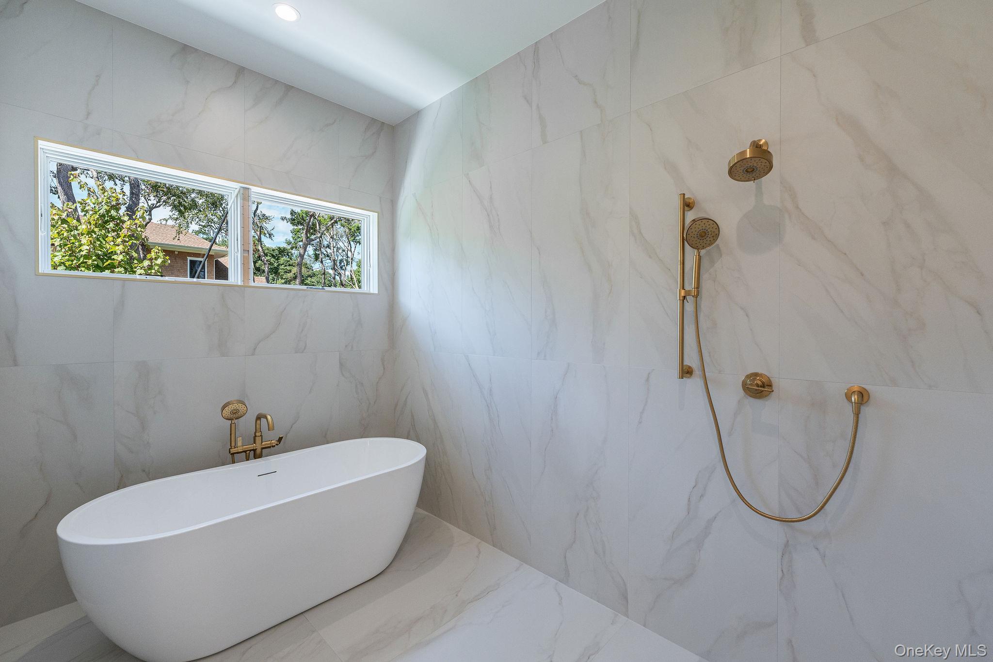 Single Family Laurel Suffolk County, NY 11971, MLS-907628-16