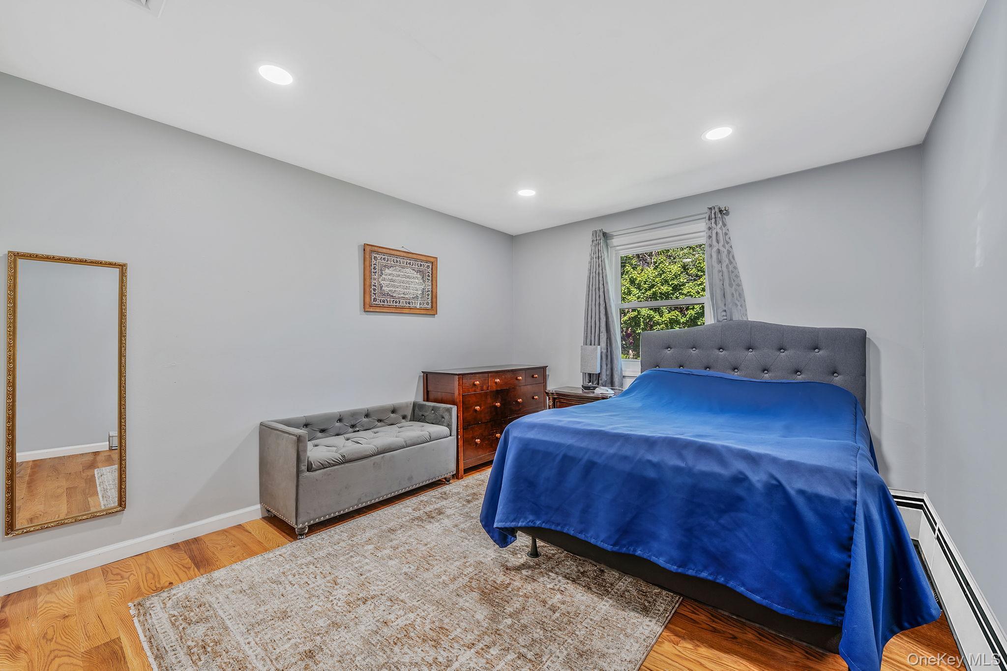 Single Family Grundy  Suffolk County, NY 11741, MLS-907654-20