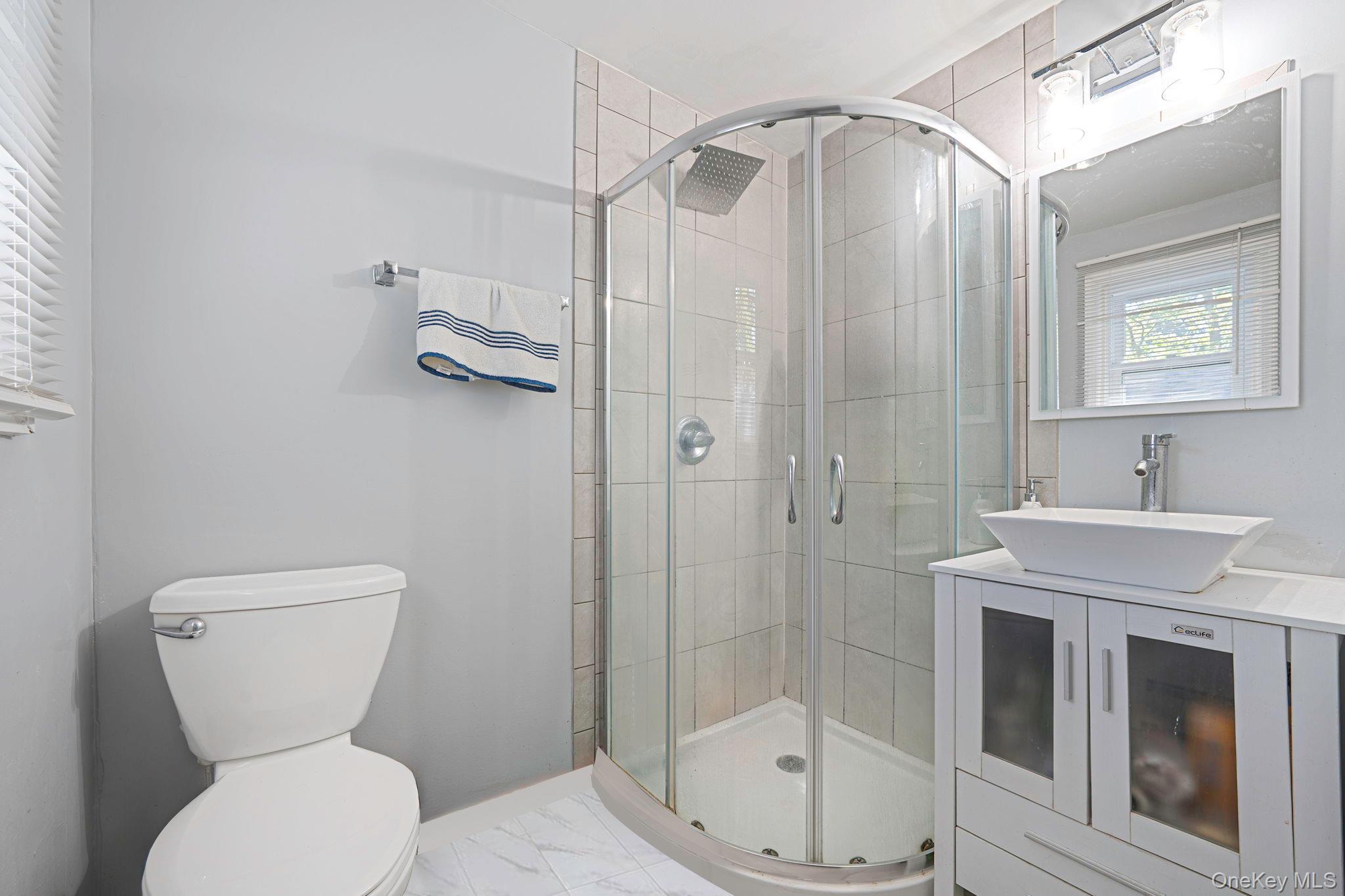 Single Family Grundy  Suffolk County, NY 11741, MLS-907654-23