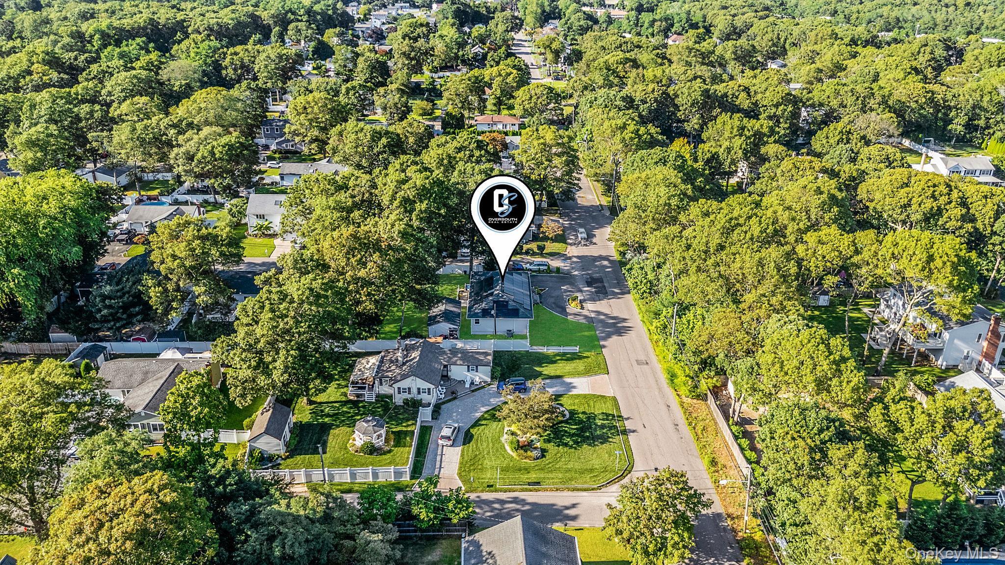 Single Family Grundy  Suffolk County, NY 11741, MLS-907654-31