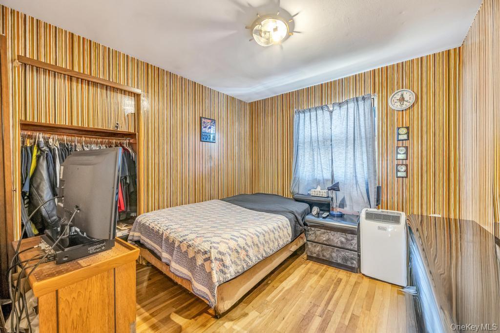 Single Family Haypath Nassau County, NY 11804, MLS-907688-12