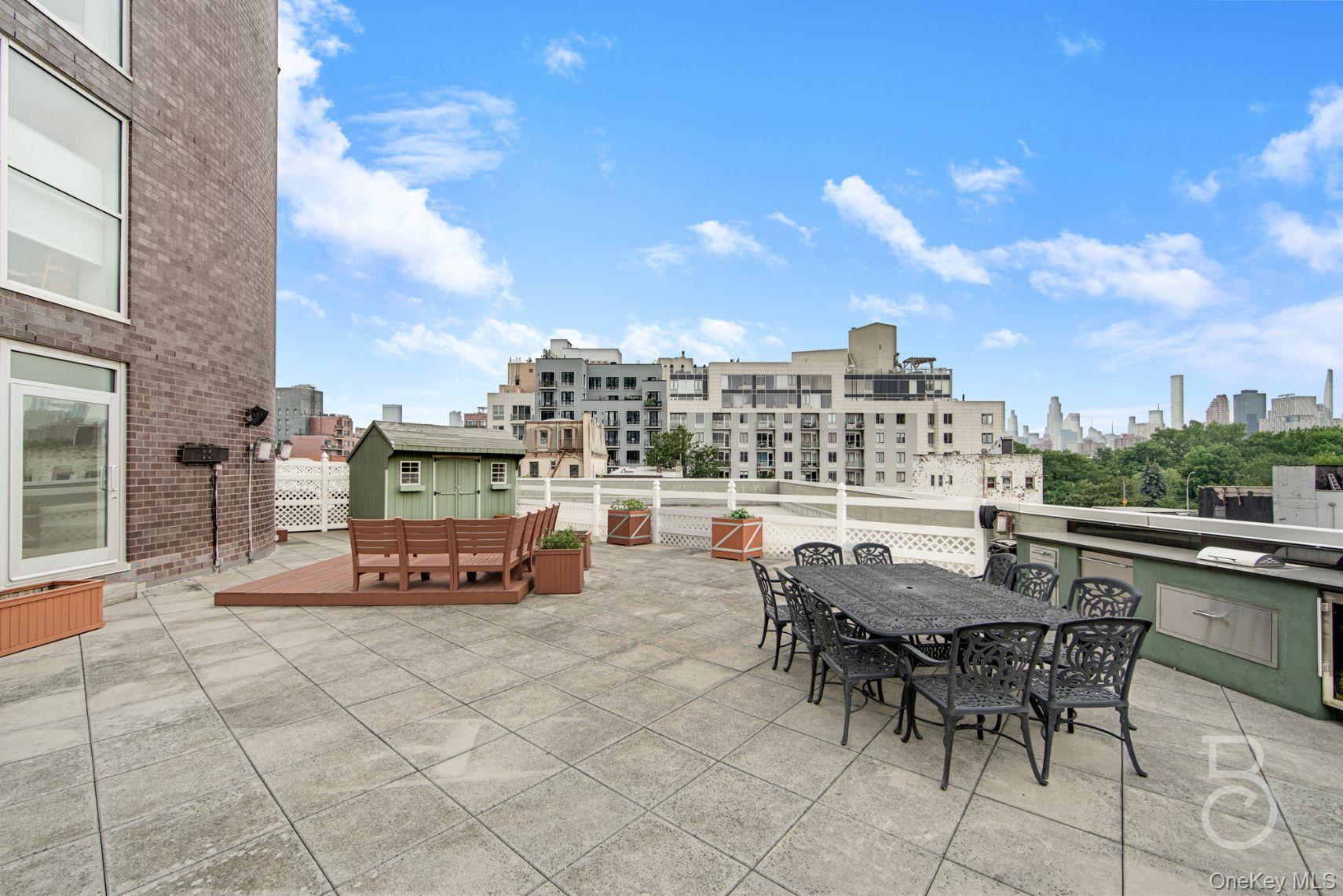 Condo 31st  Queens, NY 11106, MLS-907689-11