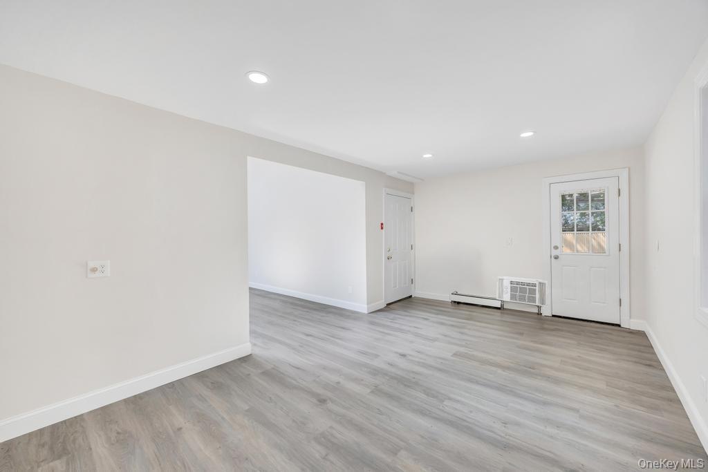 Single Family Edwards Suffolk County, NY 11951, MLS-907691-16