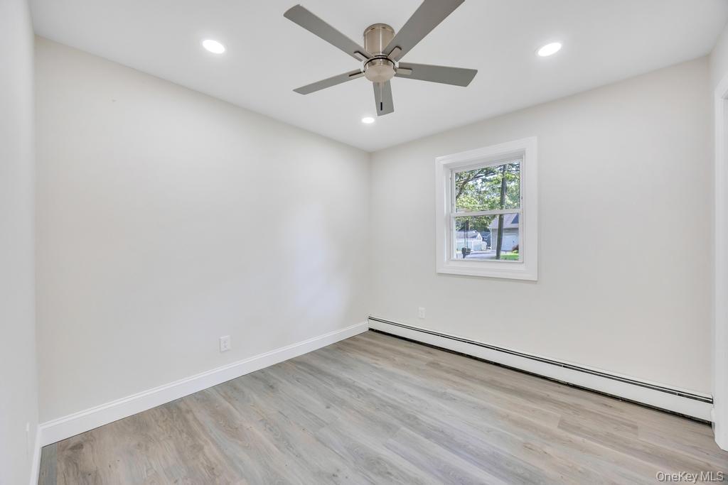 Single Family Edwards Suffolk County, NY 11951, MLS-907691-18