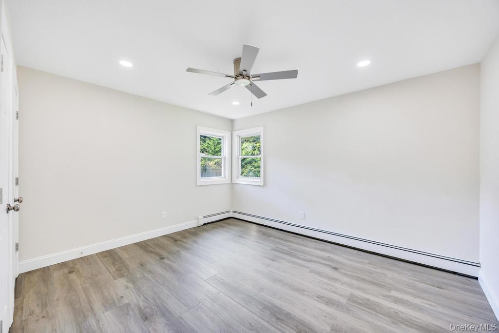 Single Family Edwards Suffolk County, NY 11951, MLS-907691-21