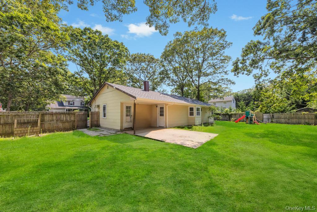 Single Family Edwards Suffolk County, NY 11951, MLS-907691-6