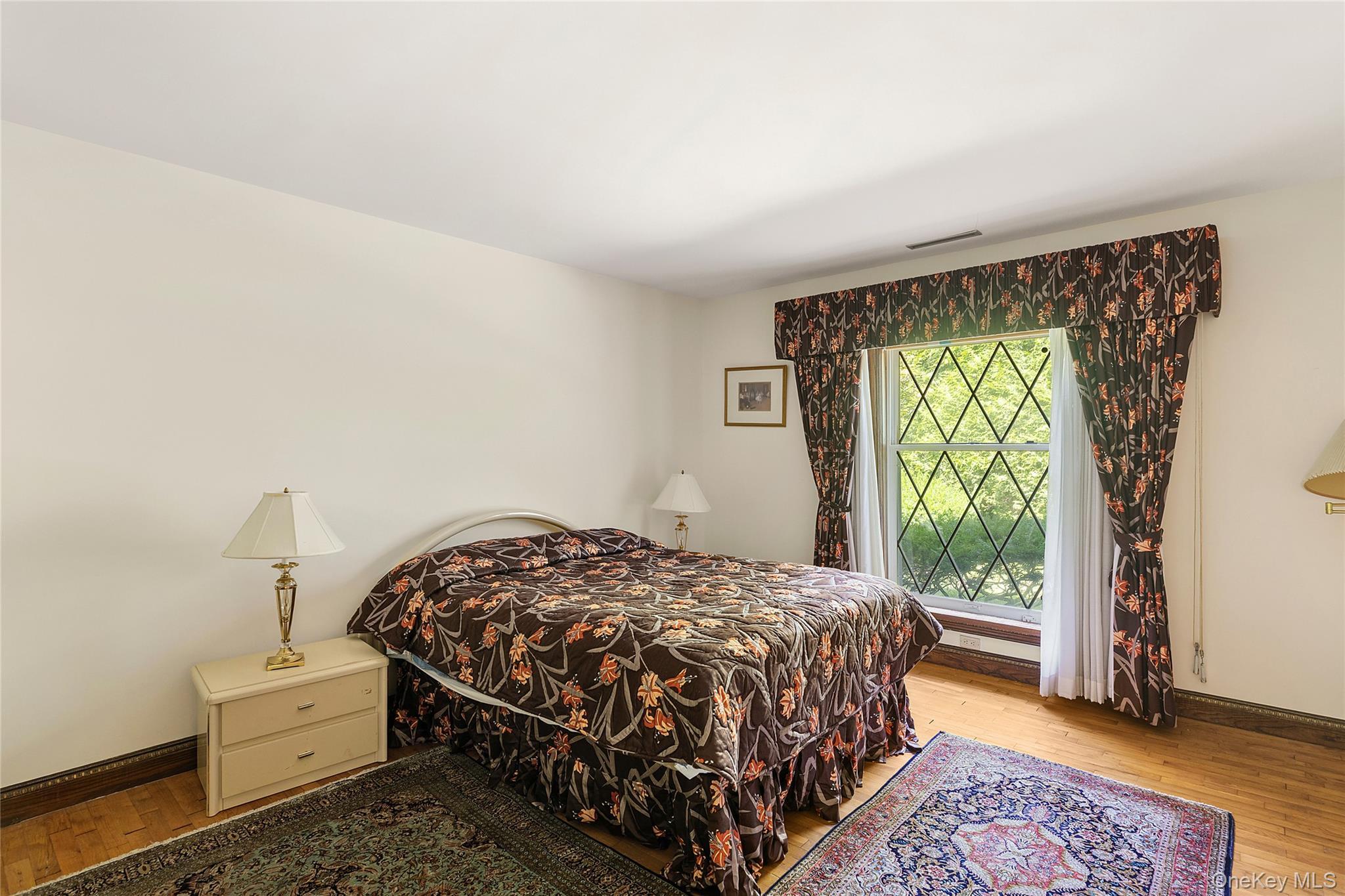 Single Family Chanticlare Nassau County, NY 11030, MLS-907698-21